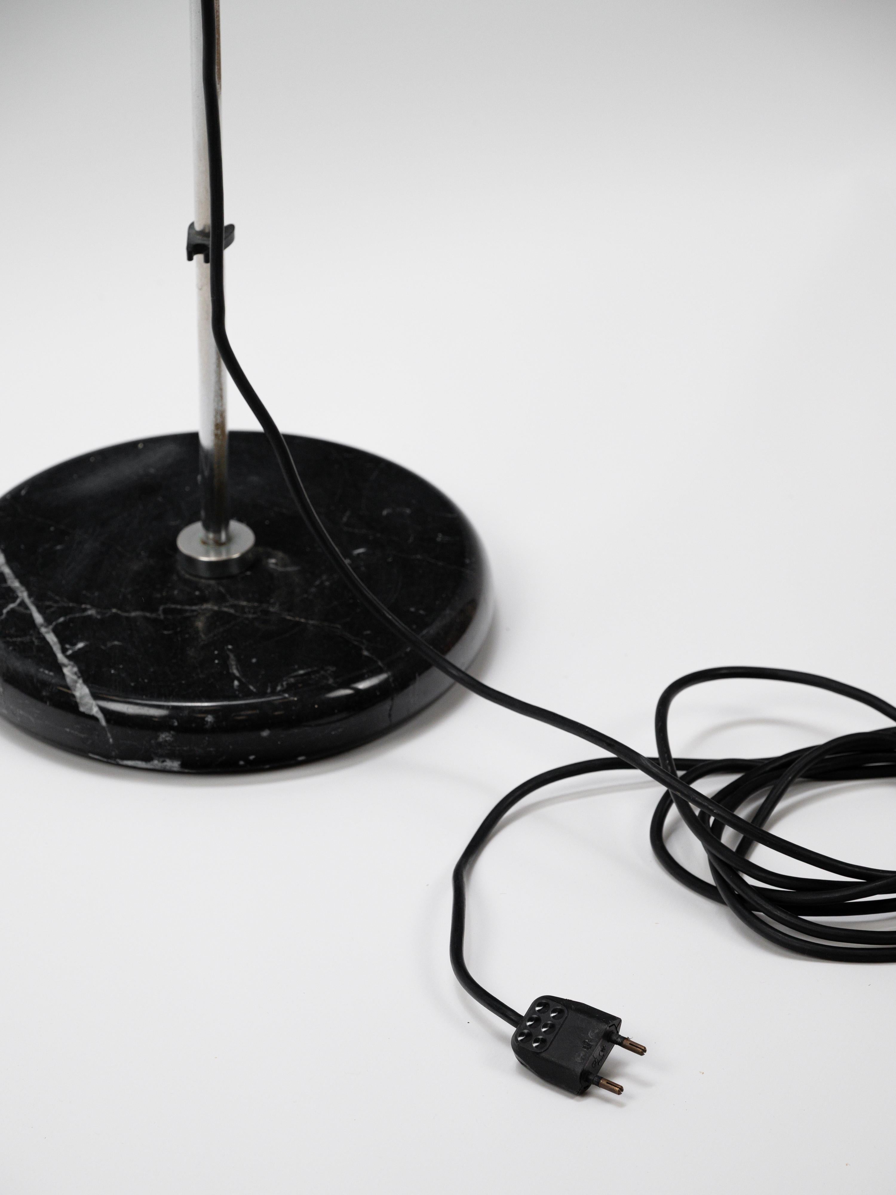 Très rare lampadaire Bruno Gecchelin pour Oluce circa 1970 Bon état - En vente à NICE, FR