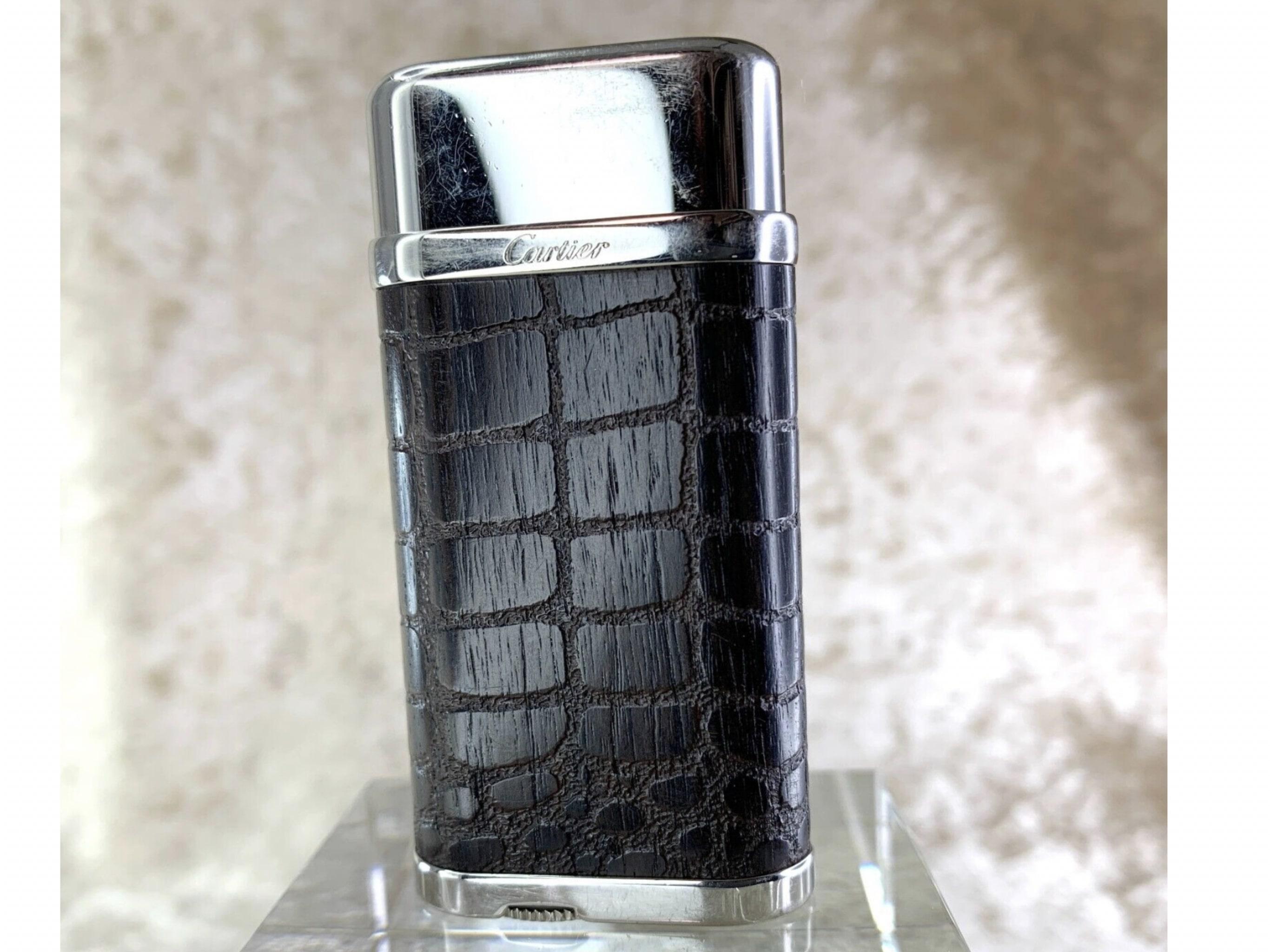 Very Rare Cartier Crocodile Skin Pattern Engraved Lighter in Rare Condition 2