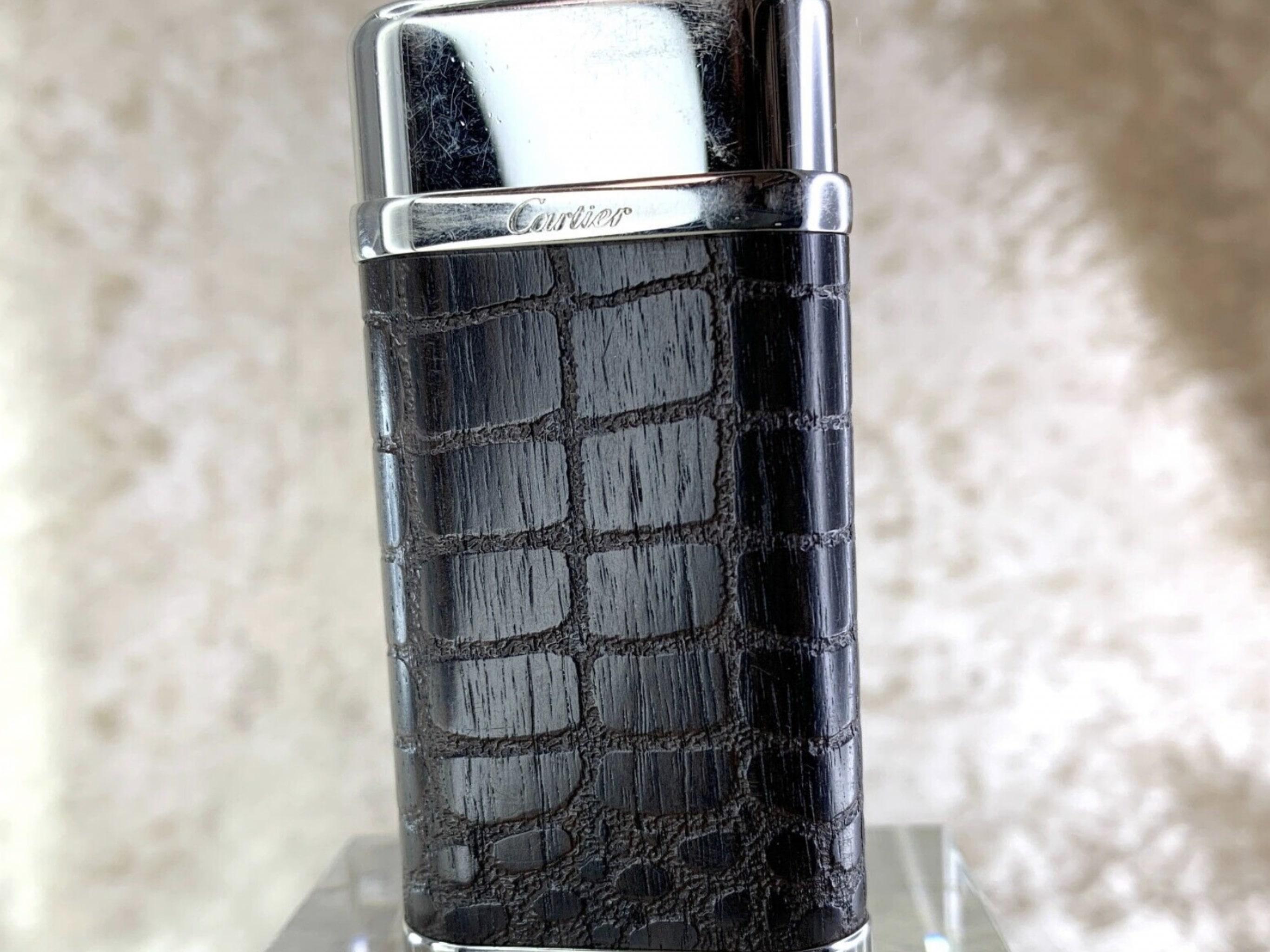 Women's or Men's Very Rare Cartier Crocodile Skin Pattern Engraved Lighter in Rare Condition
