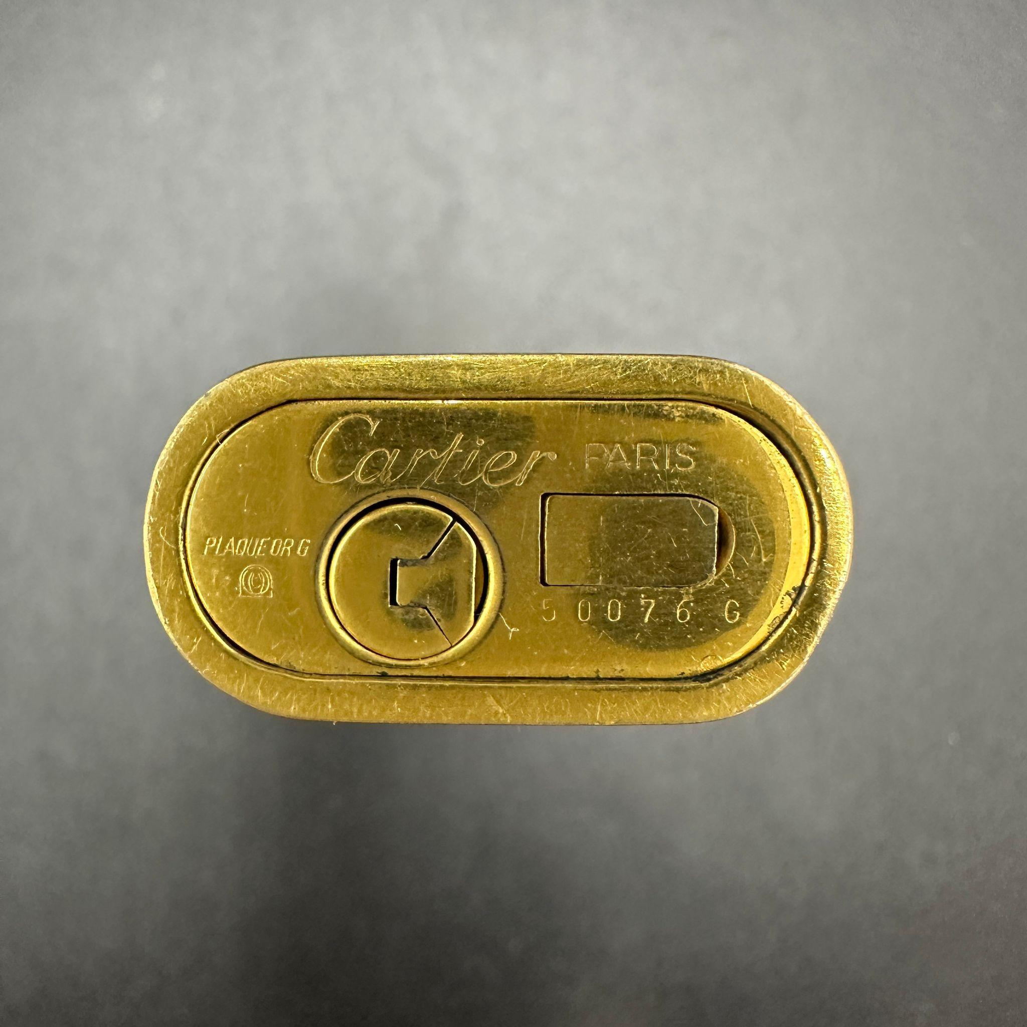 Very Rare Cartier “Royking” 18k Gold & Lacquer Vintage Lighter  2