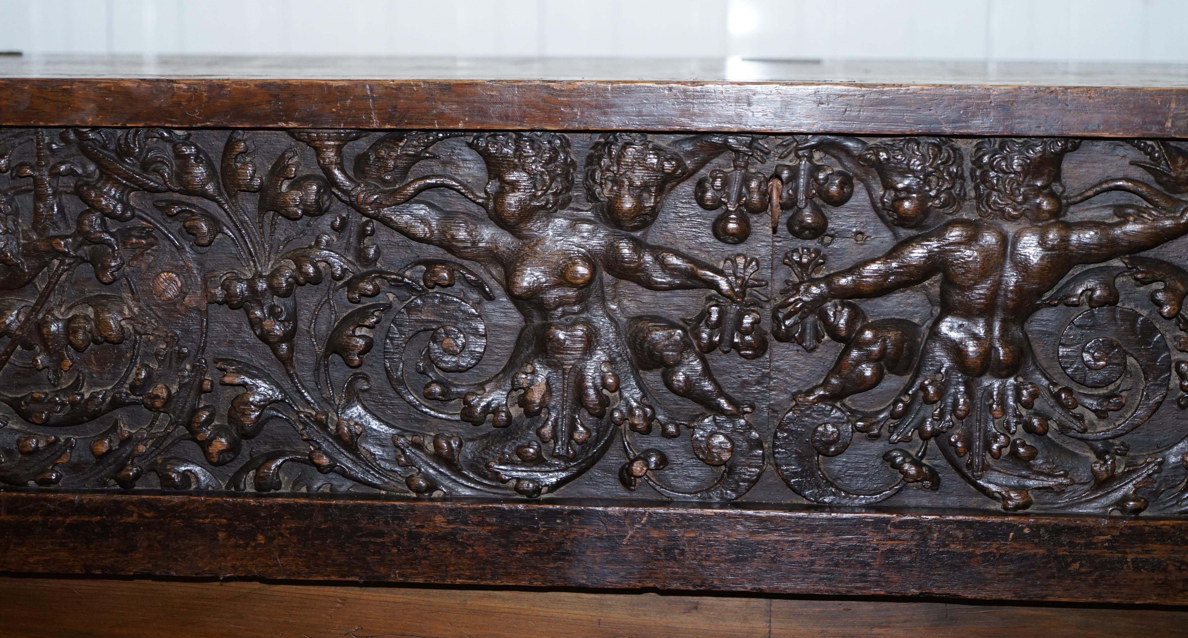 Very Rare circa 1720 Trunk Chest Coffer on Stand Sideboard Carved Cherub Figures For Sale 4