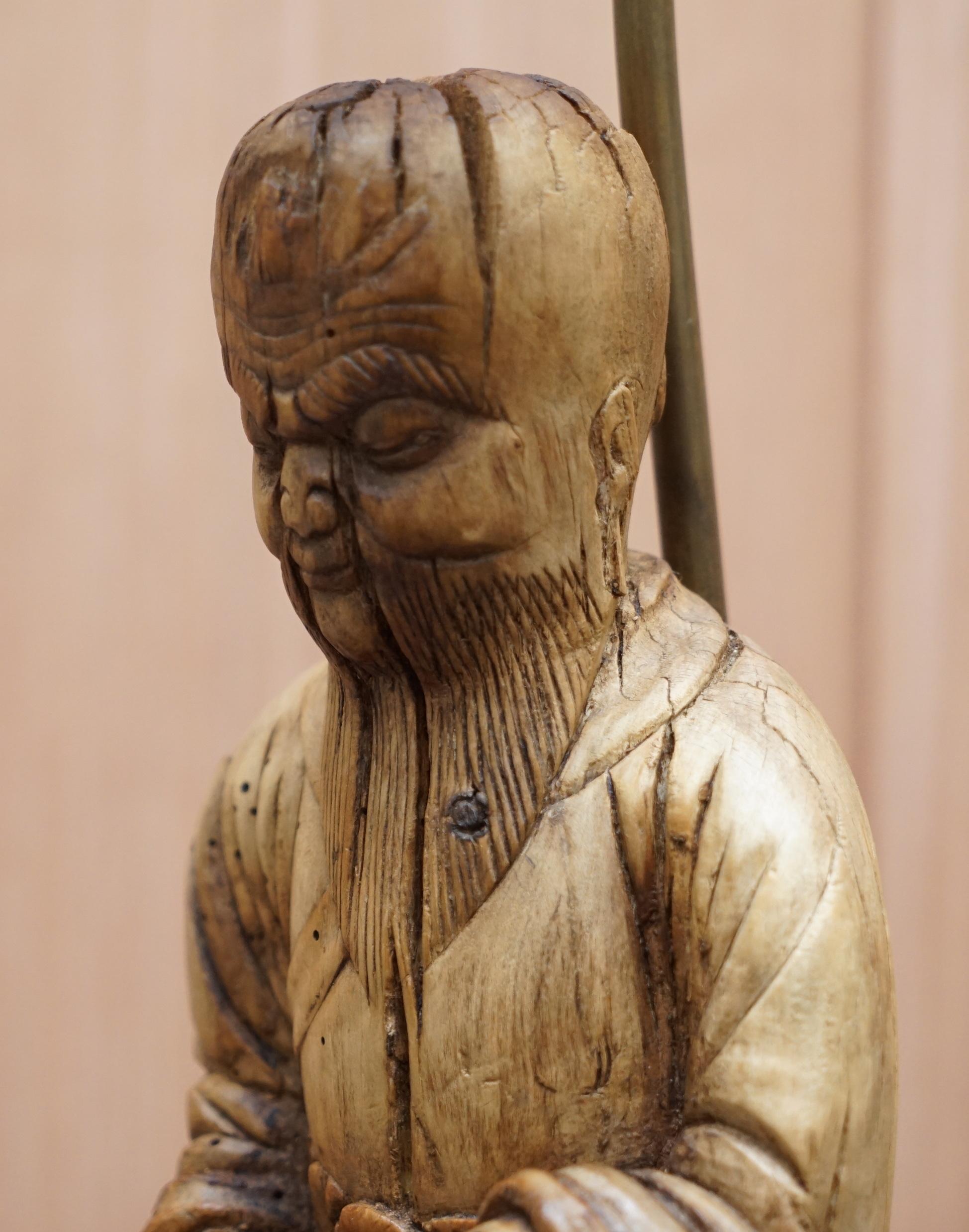 Hand-Crafted Very Rare circa 1780-1800 Chinese Rootwood Carved Statue of Buddha Table Lamp For Sale