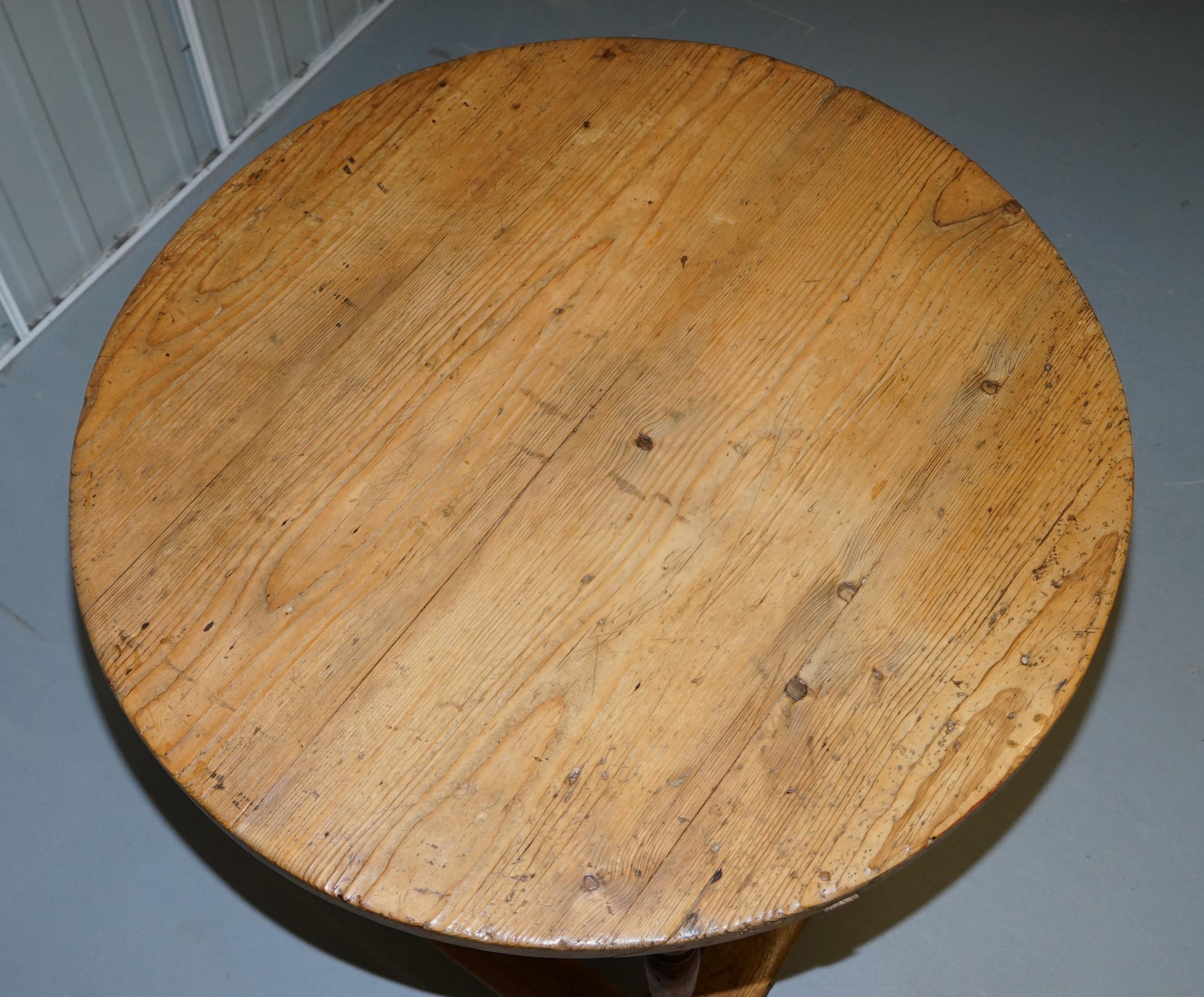 antique pine round table