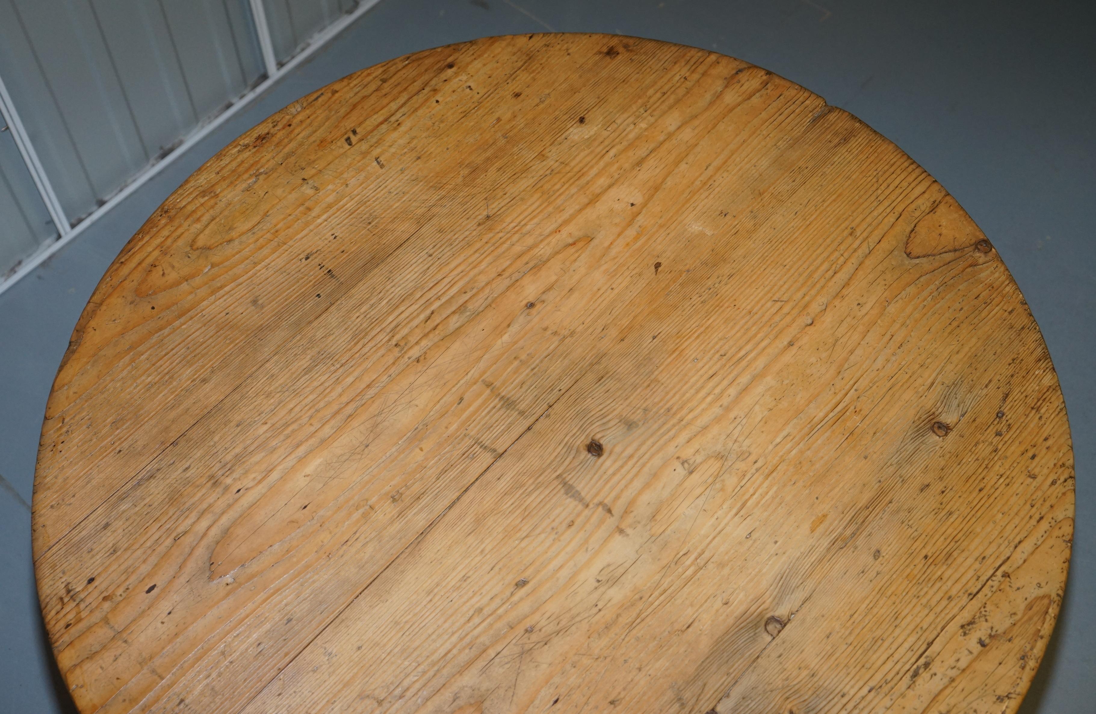 antique round pine table