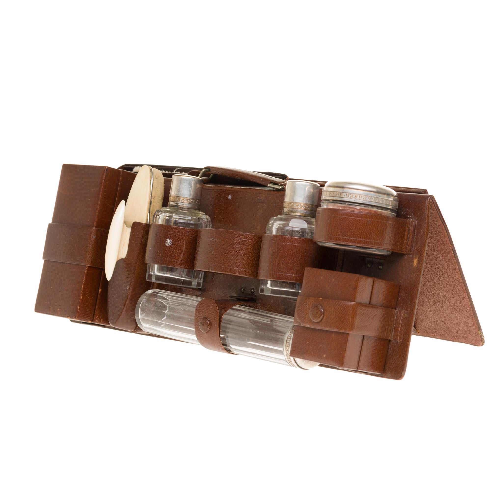VERY RARE/COLLECTIBLE/ Louis Vuitton Suitcase-Vanity in brown calf 11