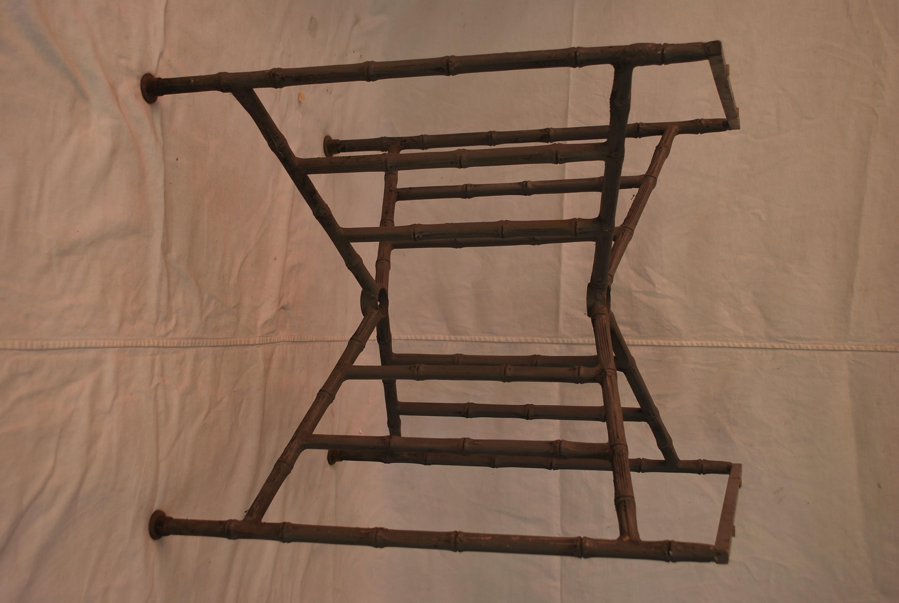 Metal Very rare complete set of patio furniture by Brown and Jordan 1966 For Sale
