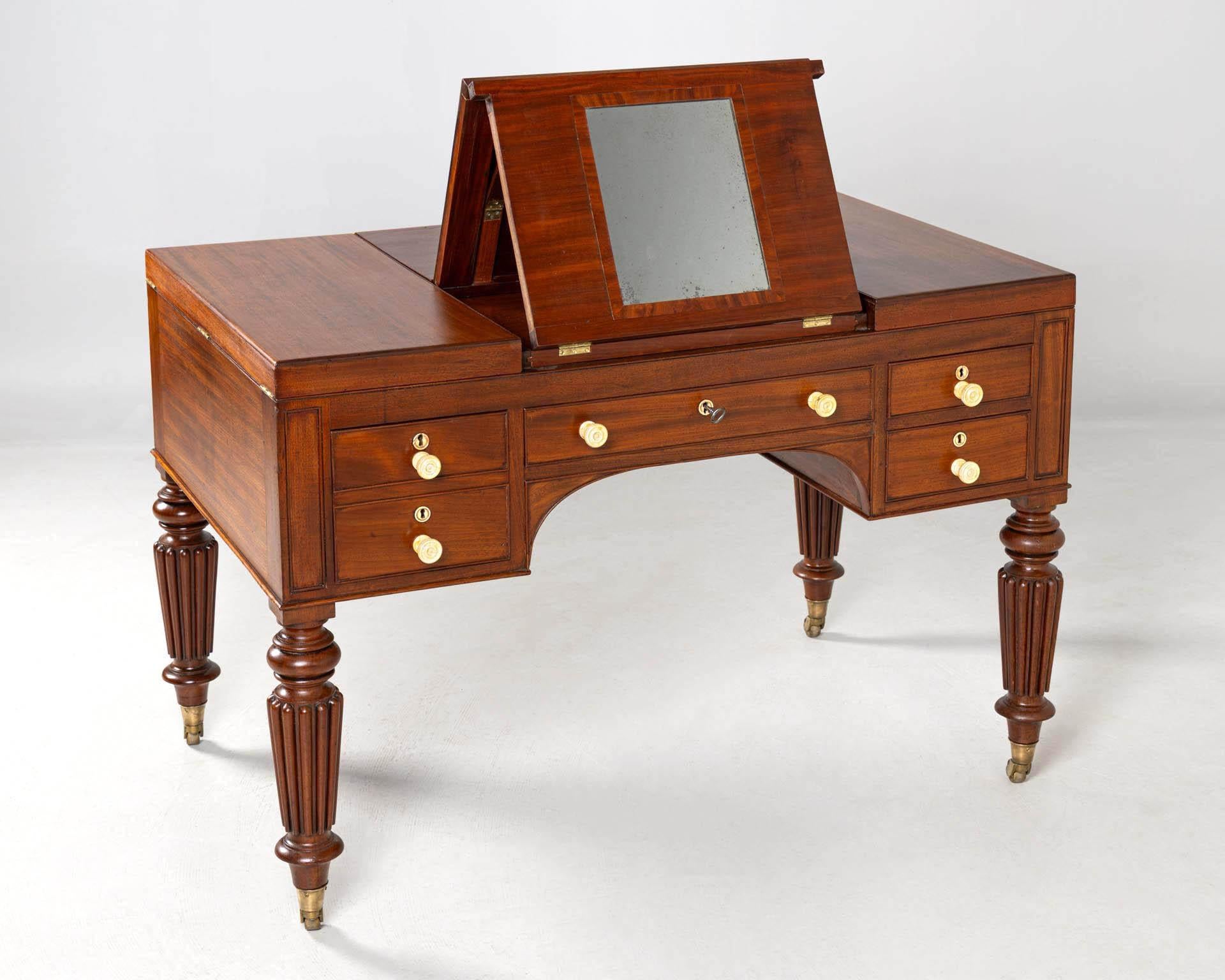 Très rare bureau convertible, bureau d'associé, coiffeuse, début du 19e siècle en vente 3