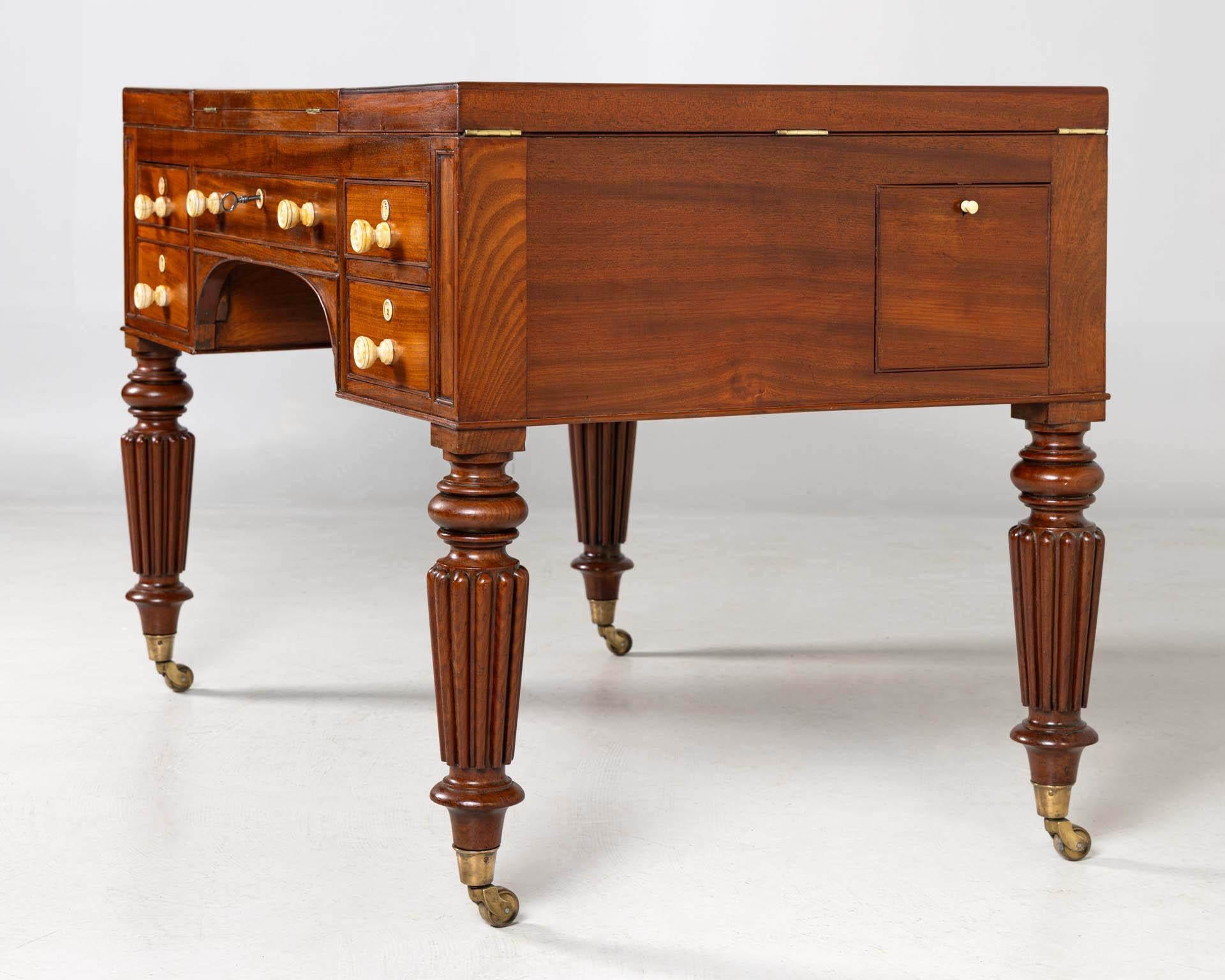 Très rare bureau convertible, bureau d'associé, coiffeuse, début du 19e siècle en vente 9