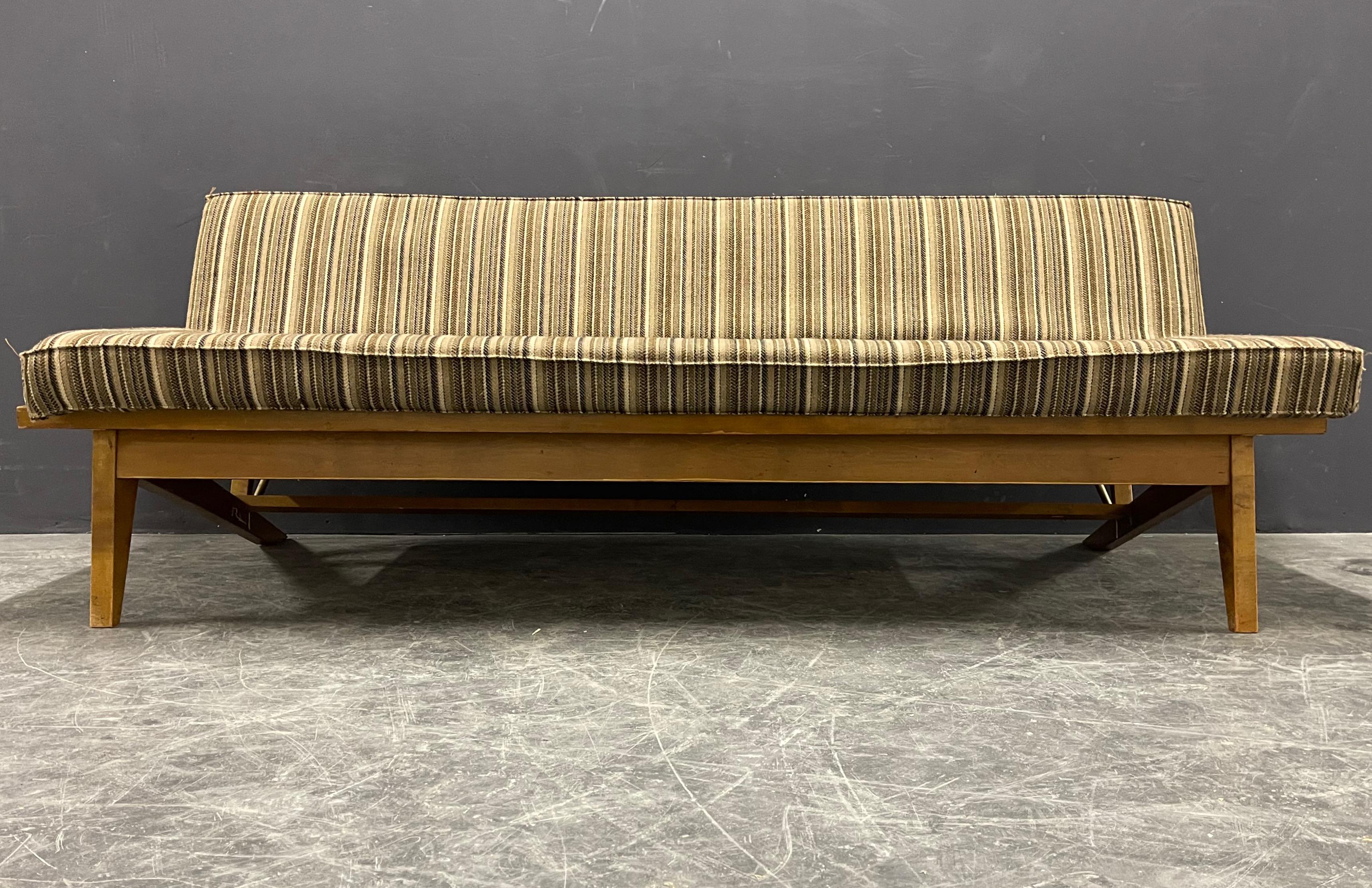 Very Rare Daybed by Domus / Schwaigheim For Sale 10