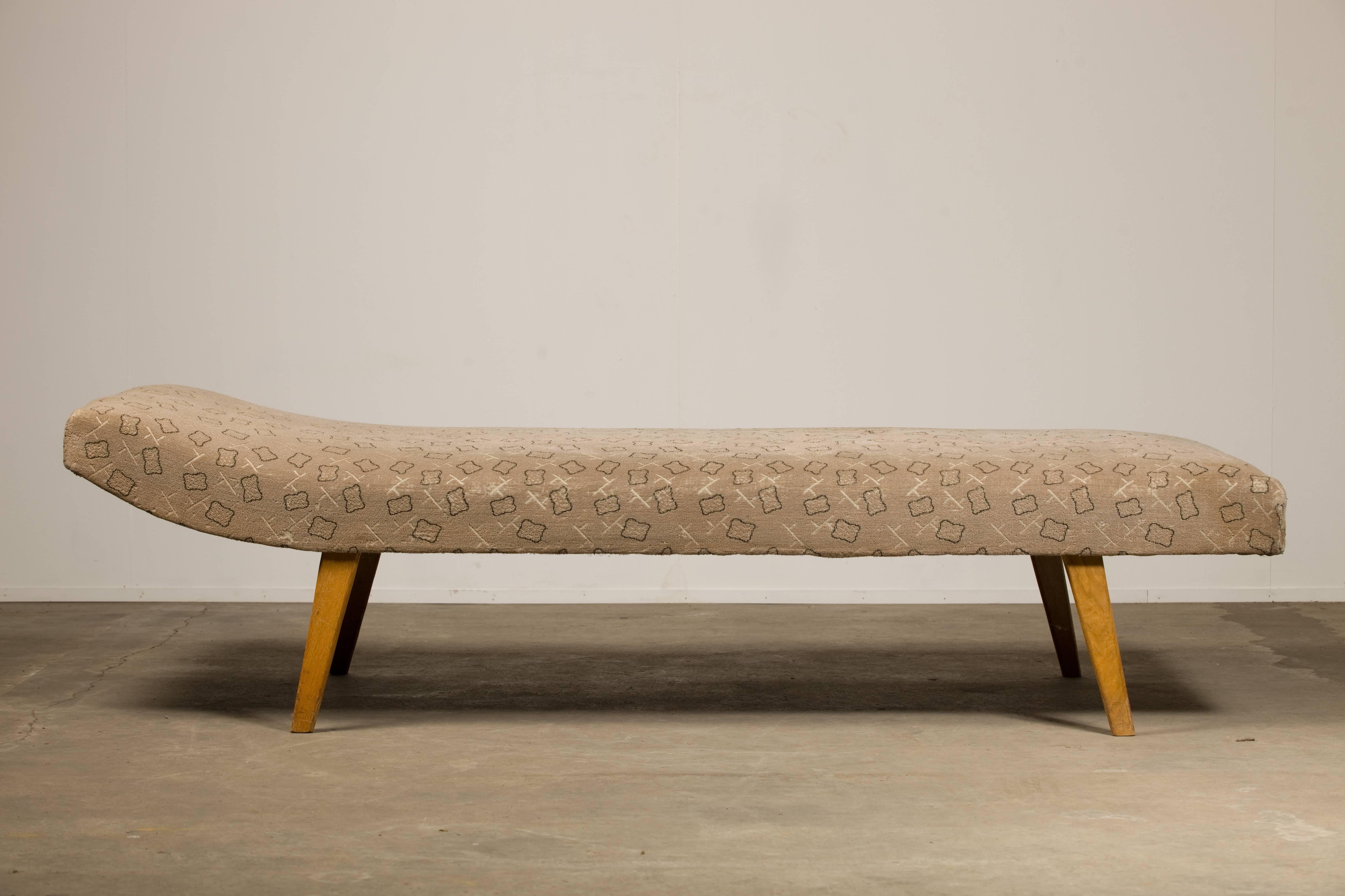 Mid-Century Modern Very Rare Daybed by Theo Ruth for Artifort For Sale