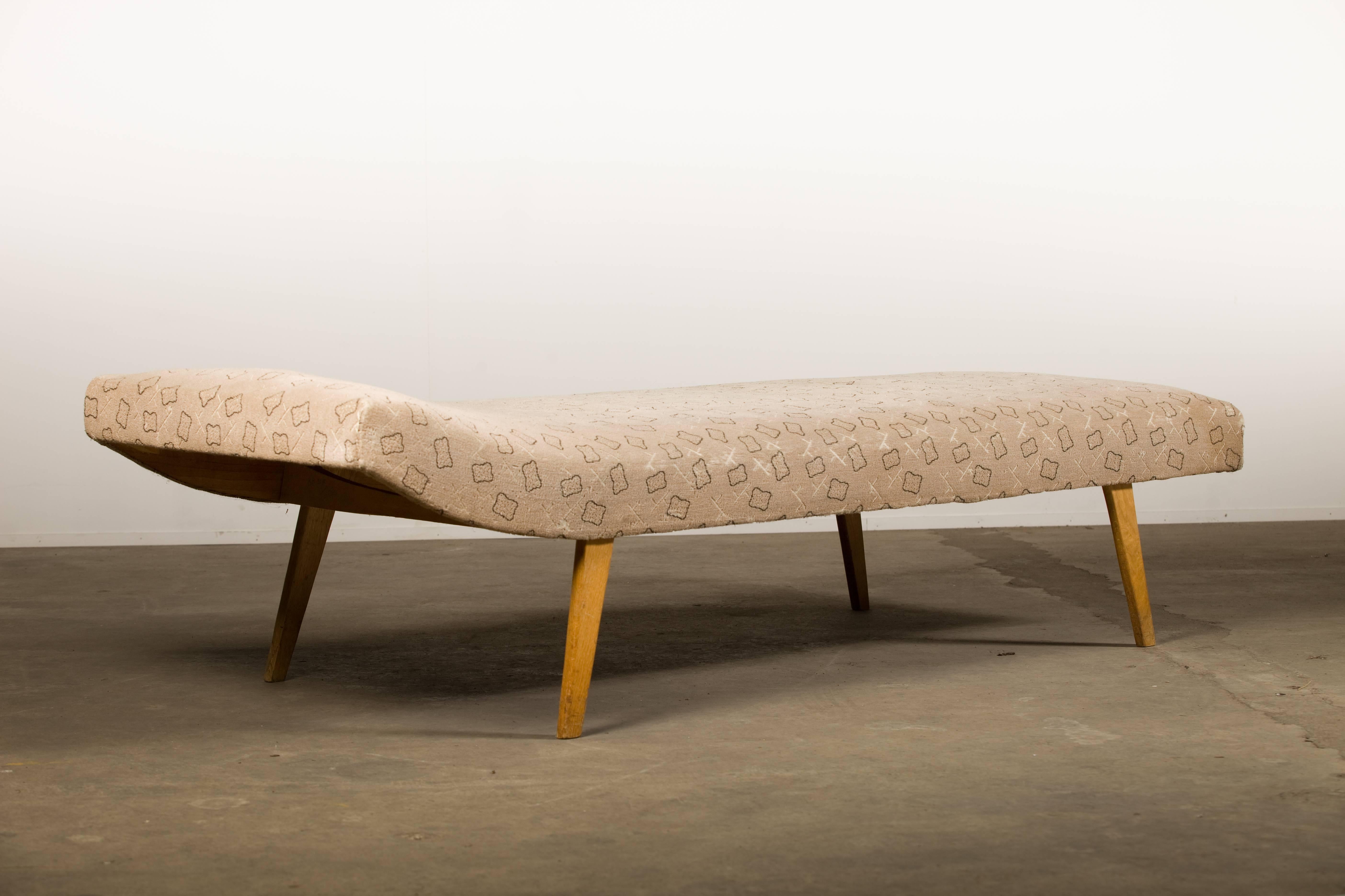 Very Rare Daybed by Theo Ruth for Artifort For Sale 2
