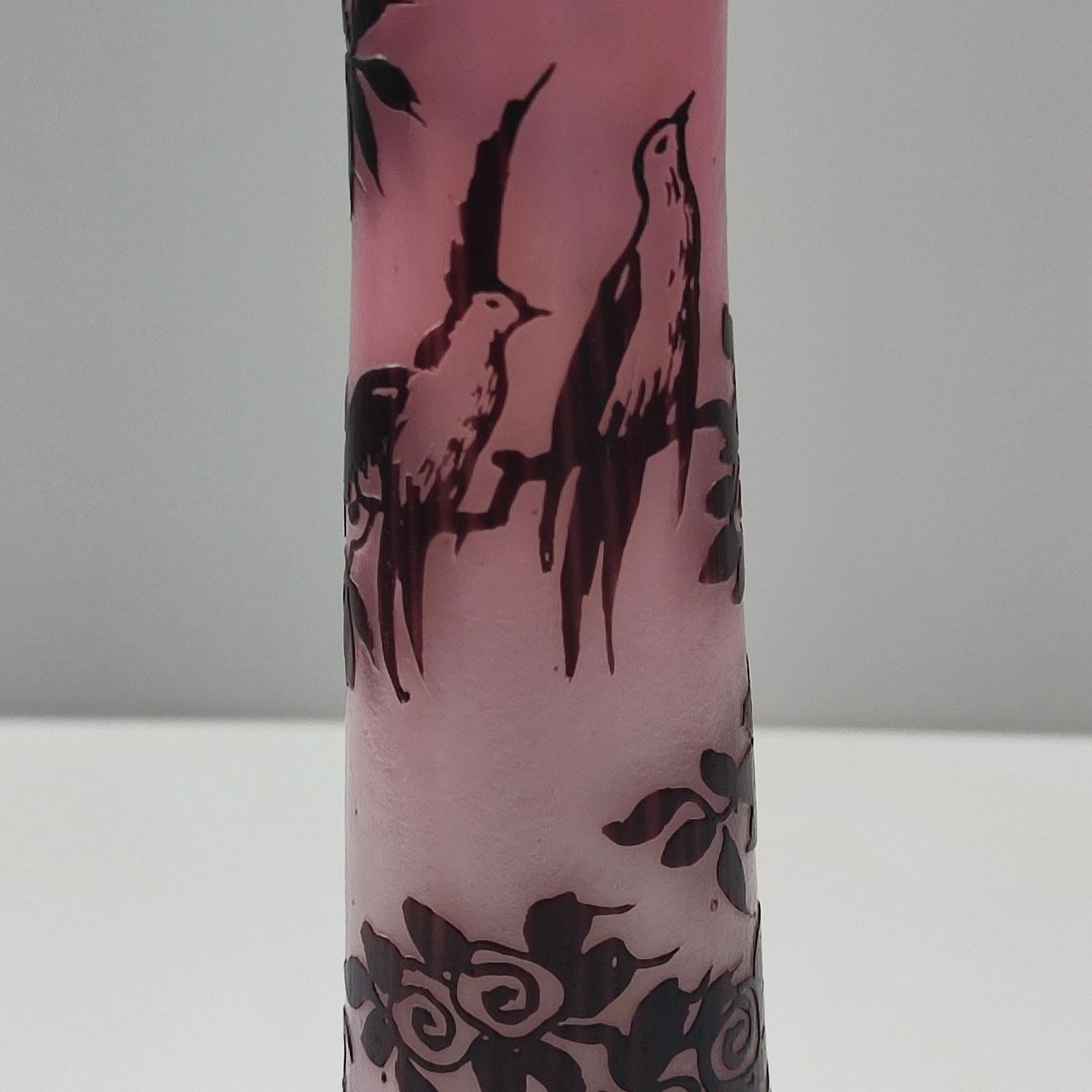 Early 20th Century Very Rare De Vez Art Nouveau Cameo Glass Vase with Etched Floral Decor For Sale