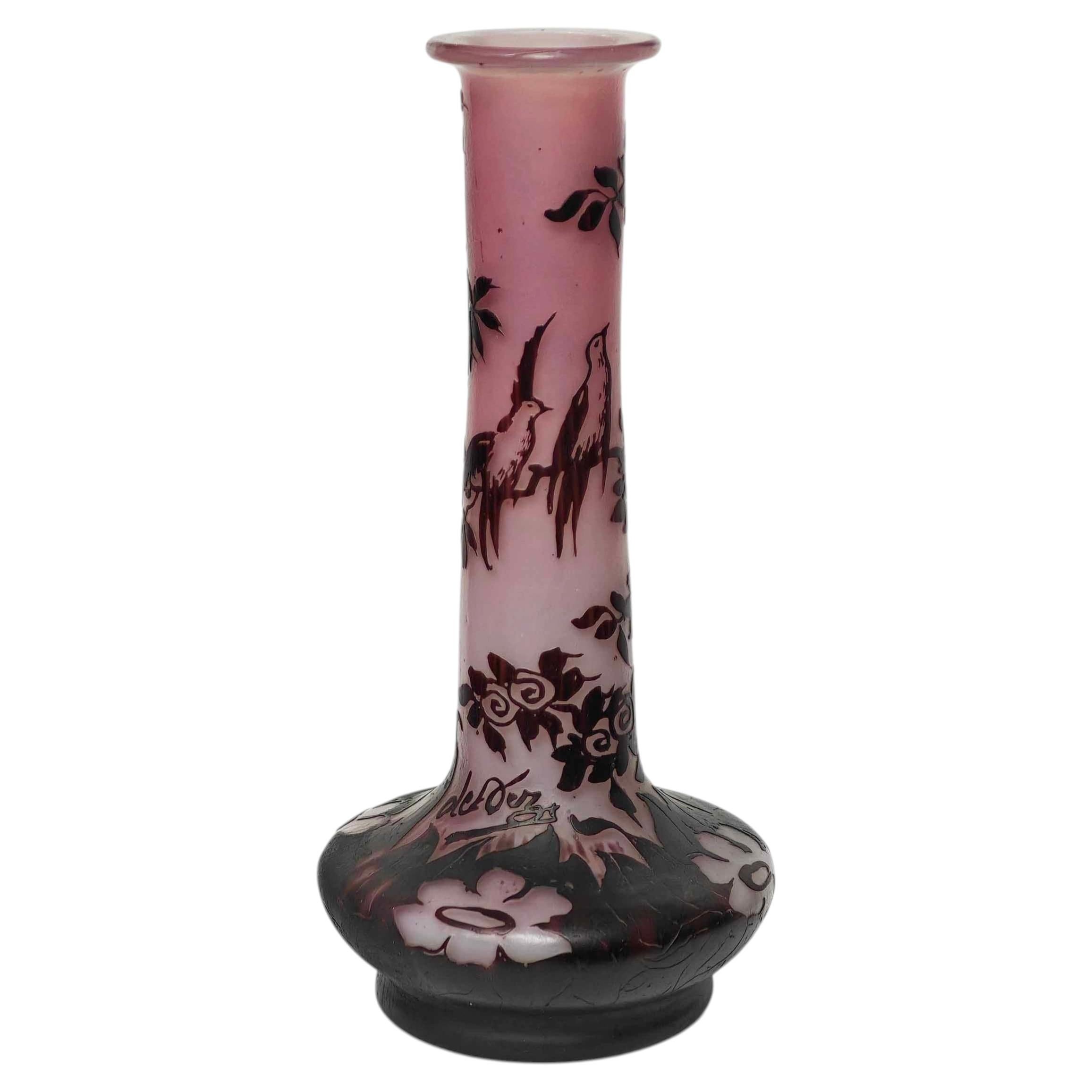 Sehr seltene De Vez Jugendstil-Kamee-Glasvase mit geätztem Floraldekor