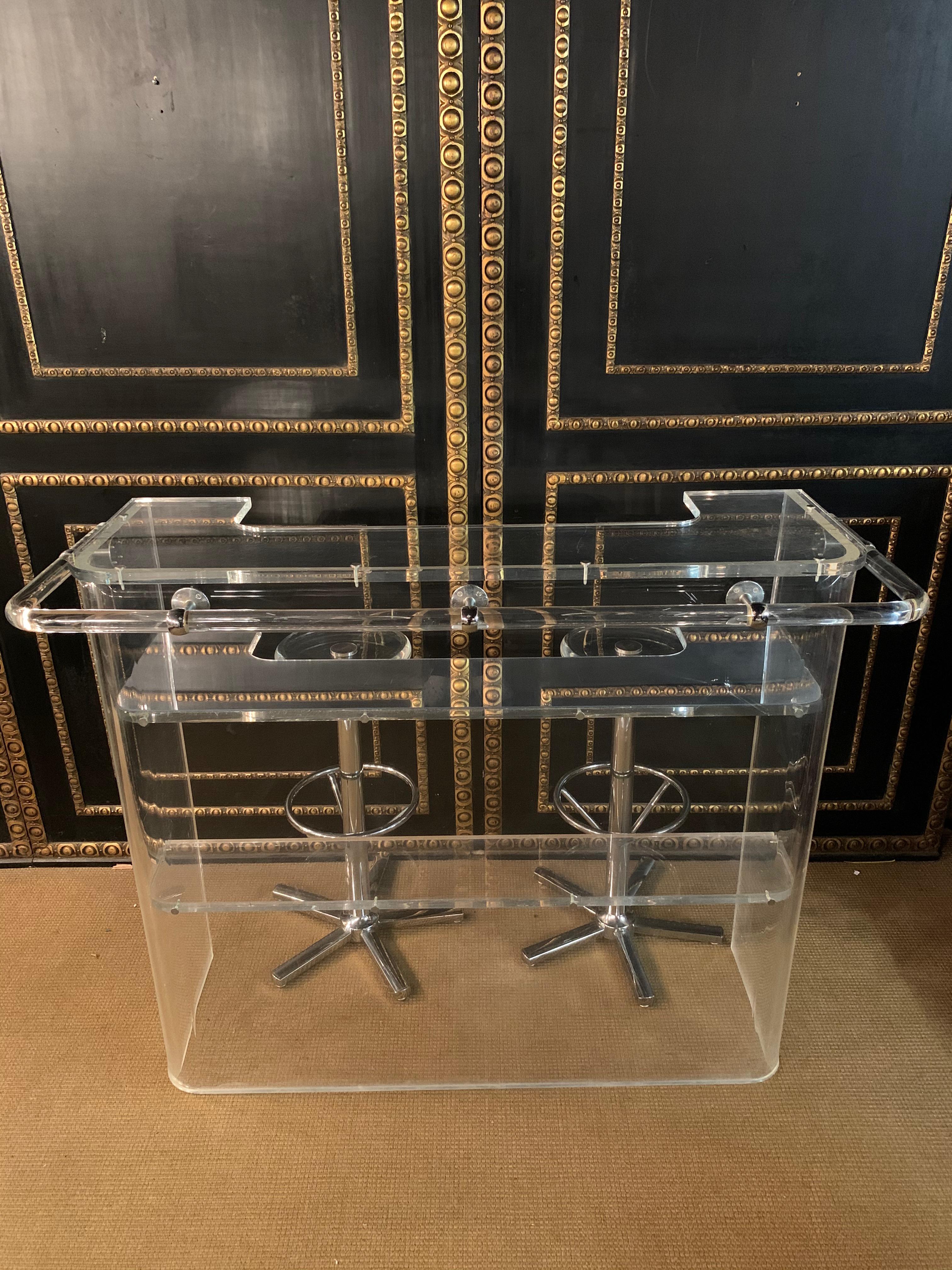 Very Rare Designer Acrylic Bar with 5 Stools Very Heavy 9