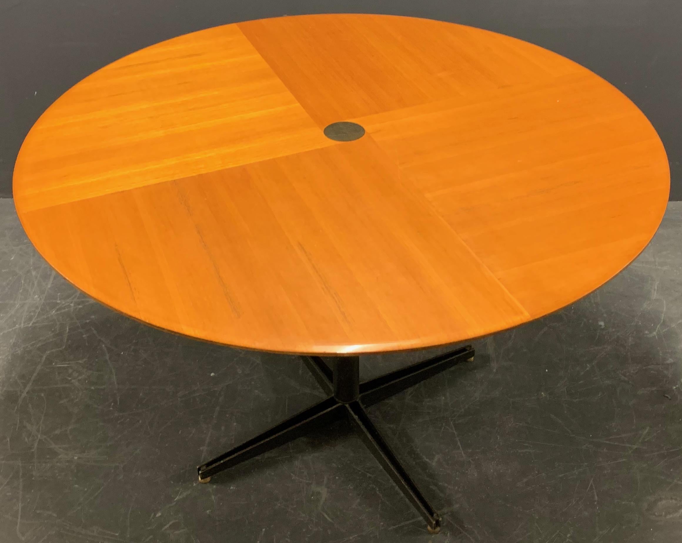 Very Rare Dining or Coffee Table T41 by Osvaldo Borsani For Sale 1