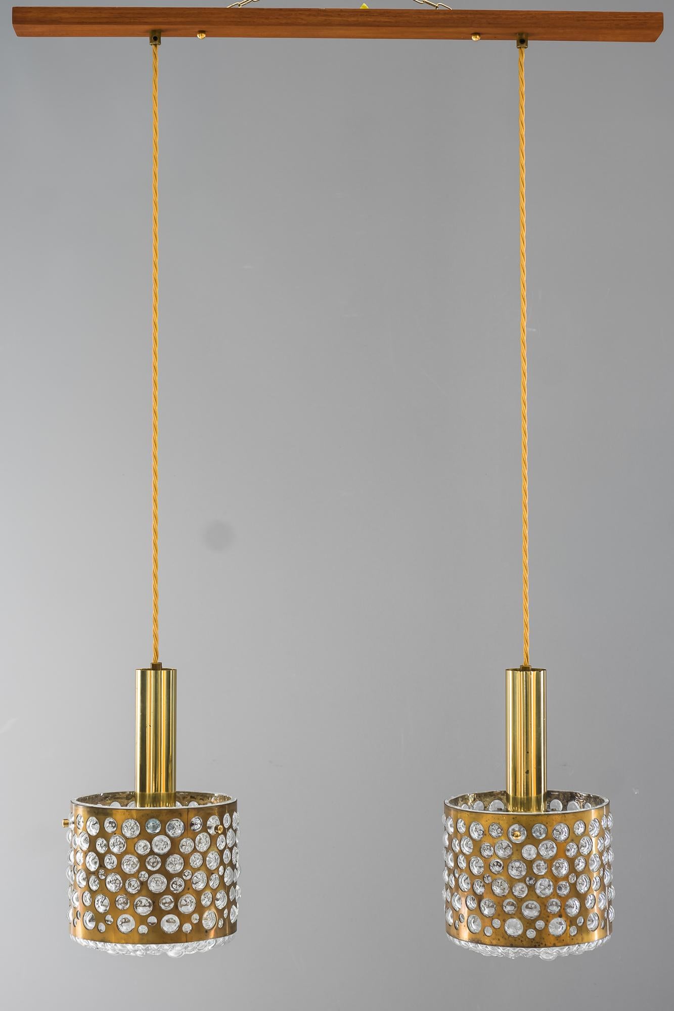 Très rare pendentif à double lumière de Limburg, vers 1960
État d'origine
Bois de noyer original.