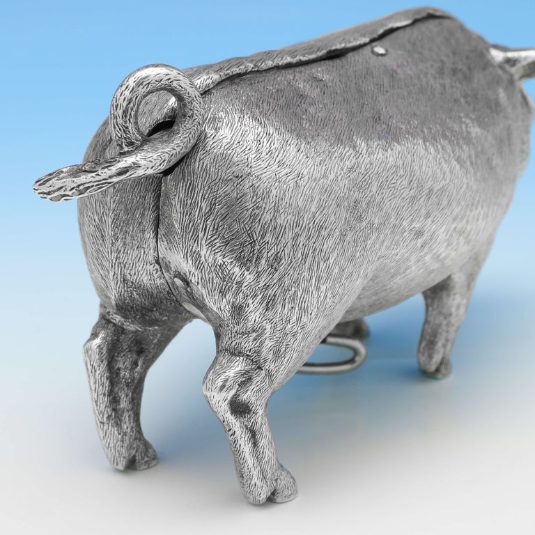 Very Rare Edwardian Sterling Silver 'Pig Bell' London 1904 by William Hornby In Good Condition For Sale In London, London