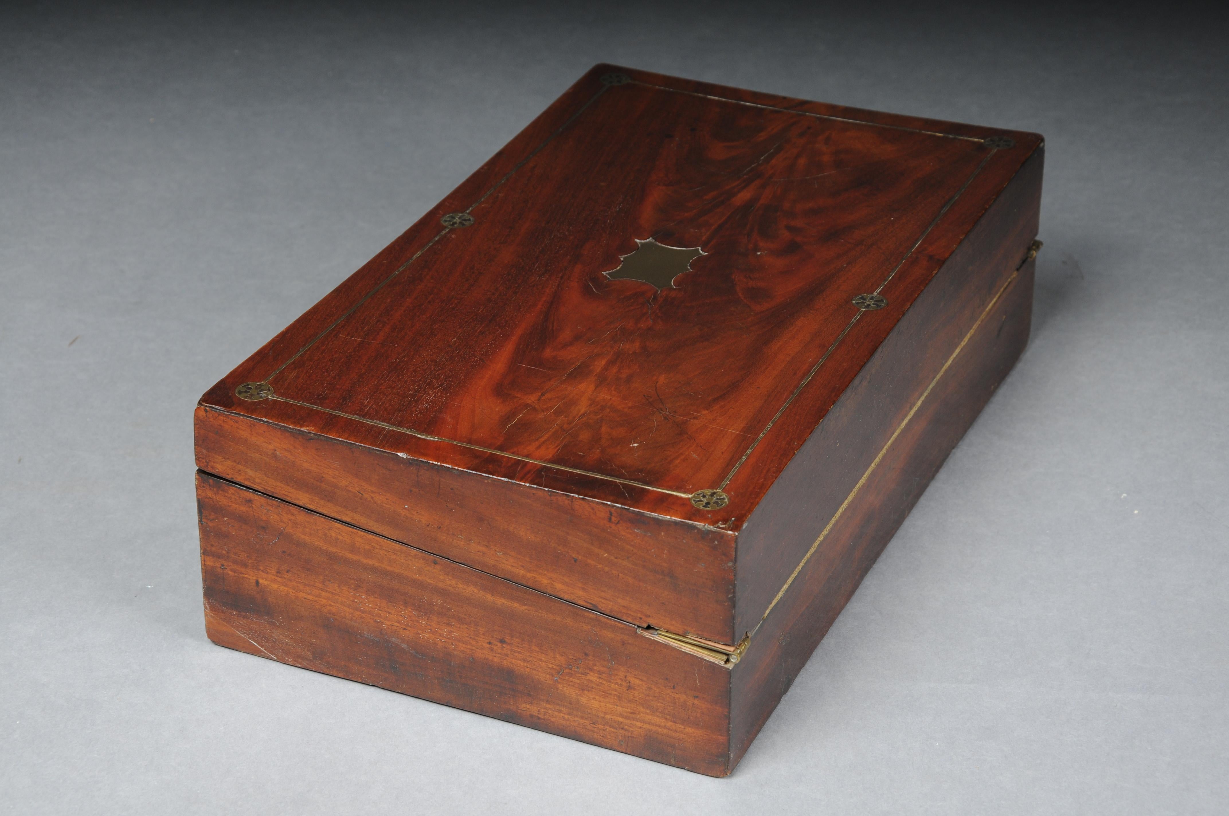 Very rare English travel writing desk/secretary chest around 1860 For Sale 4
