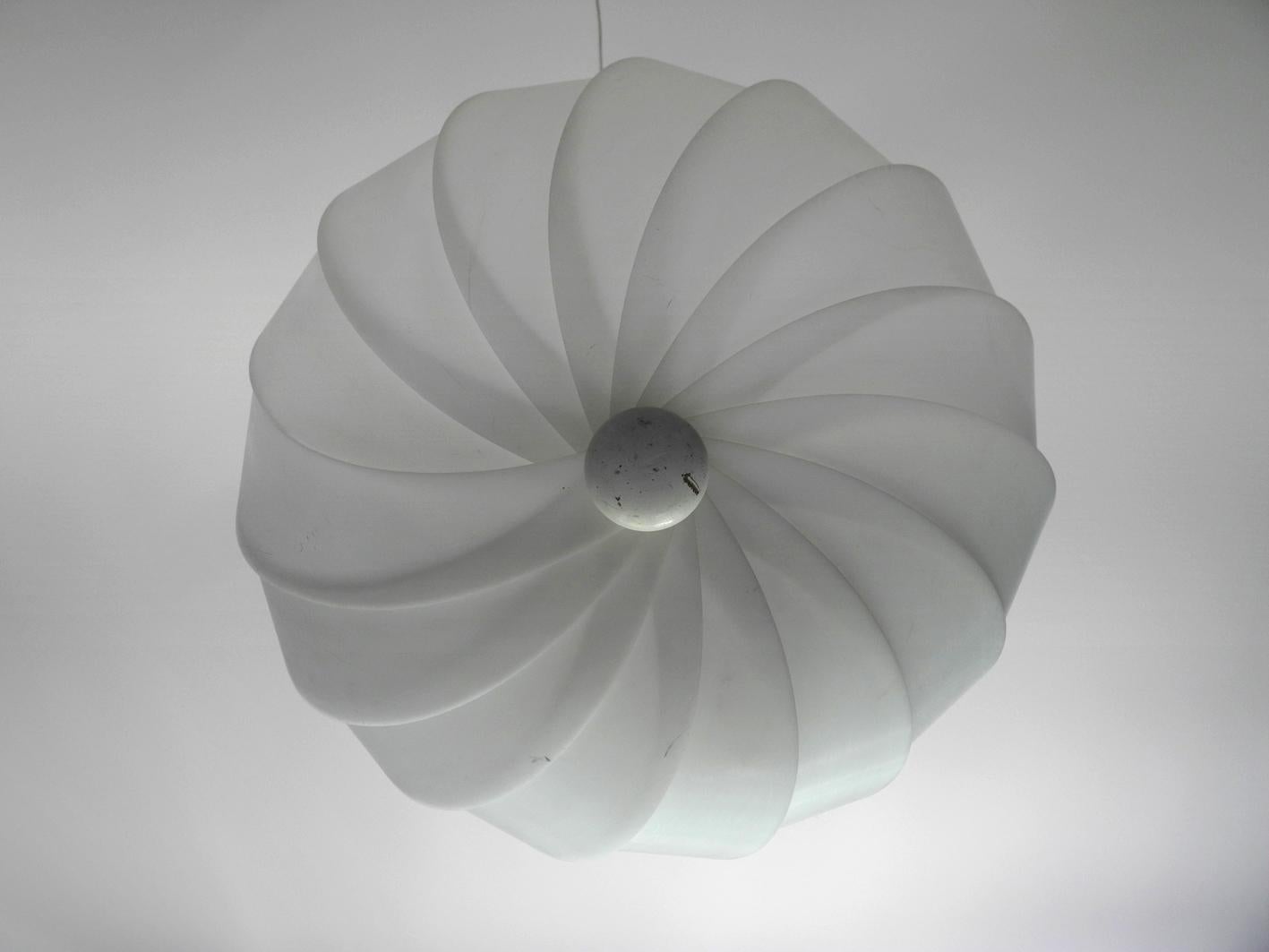 Late 20th Century Very Rare Extra Large Italian Pop Art Space Age 1960s Lamella Pendant Lamp