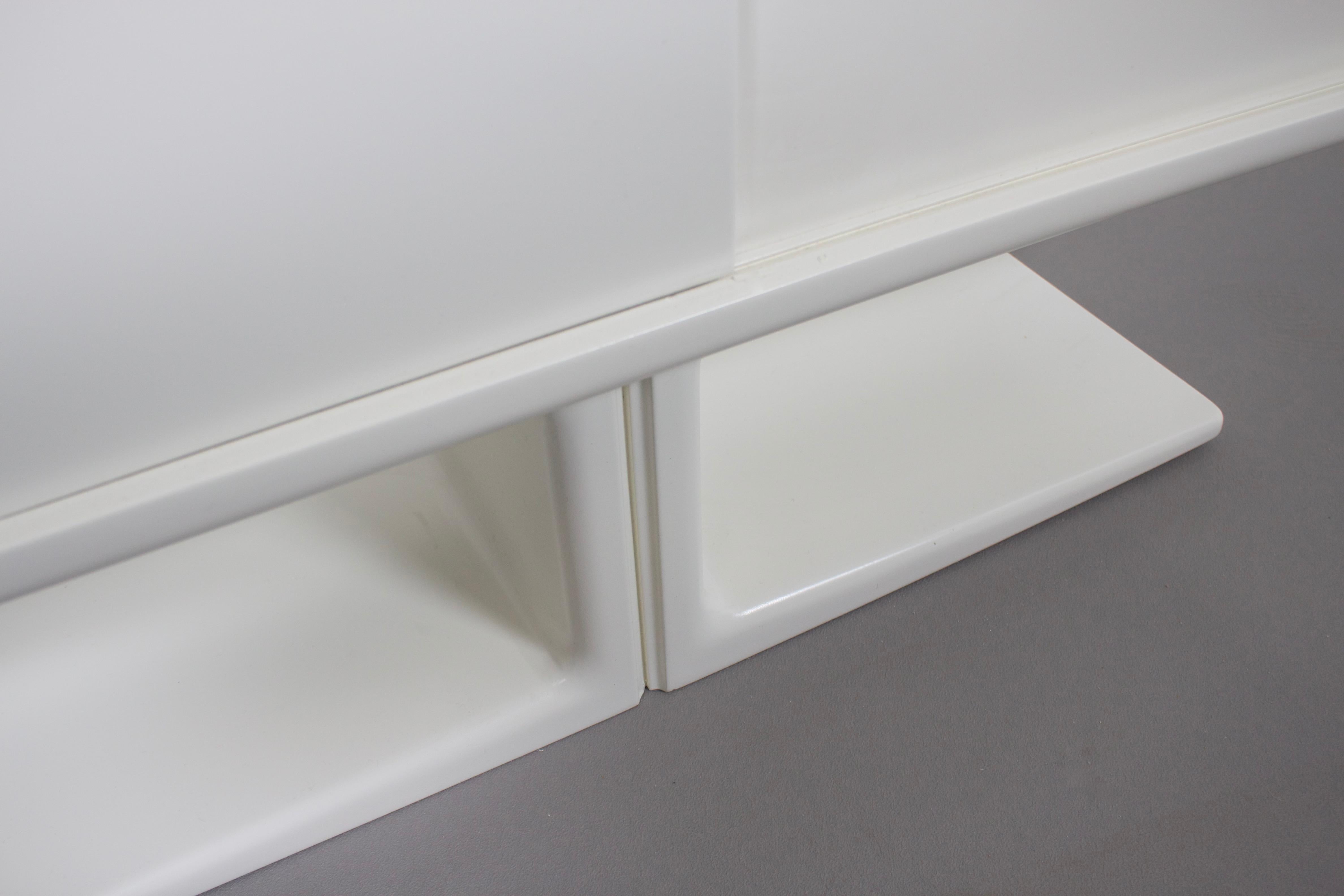 Very Rare Fiberglass Cabinet by Ernest Igl for Wilhelm Werndl In Good Condition In Echt, NL