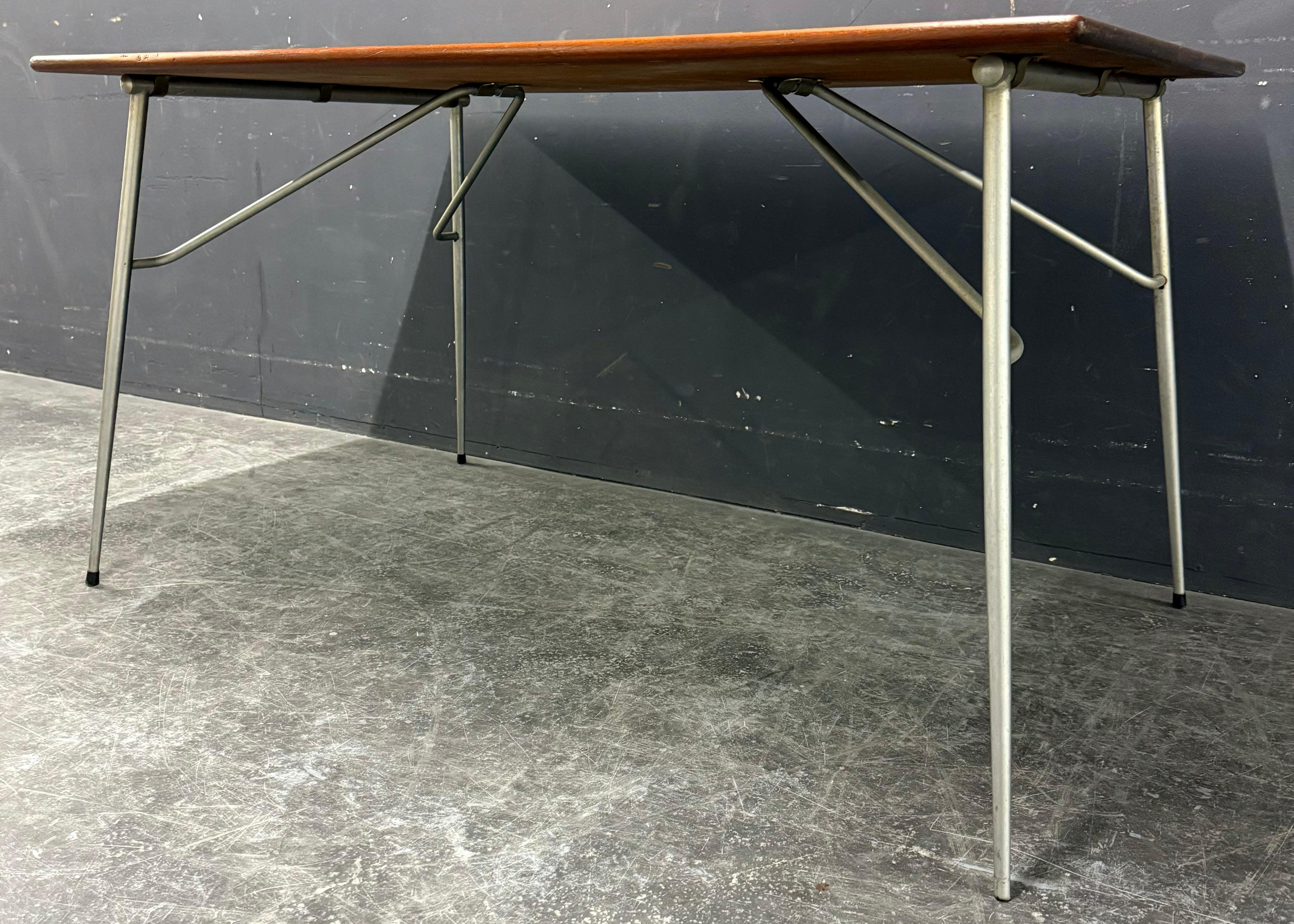 très rare table ou bureau pliable de Børge Mogensen pour søborg en vente 7