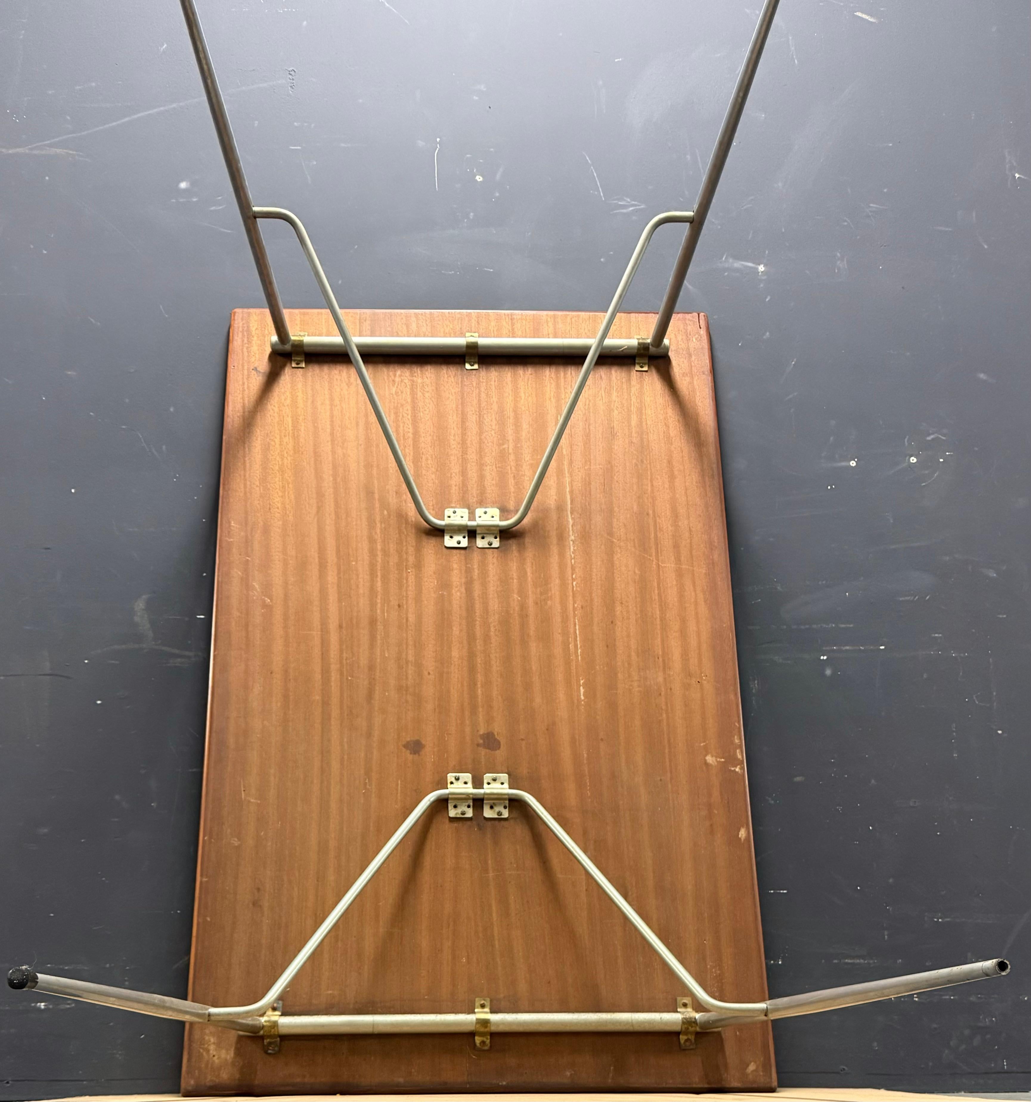 Milieu du XXe siècle très rare table ou bureau pliable de Børge Mogensen pour søborg en vente