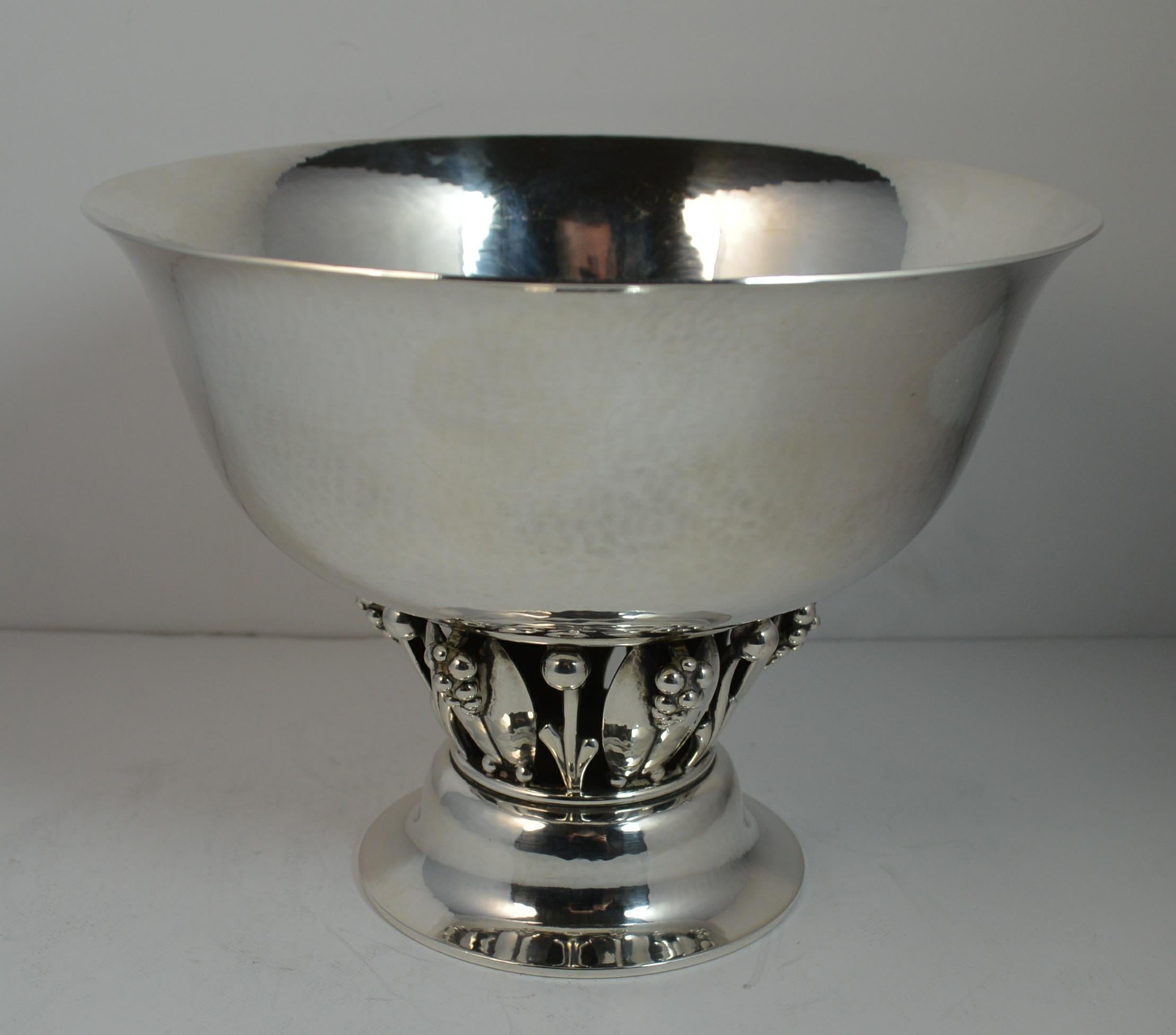 Women's or Men's Very Rare Georg Jensen 197B Sterling Silver Bowl Dish