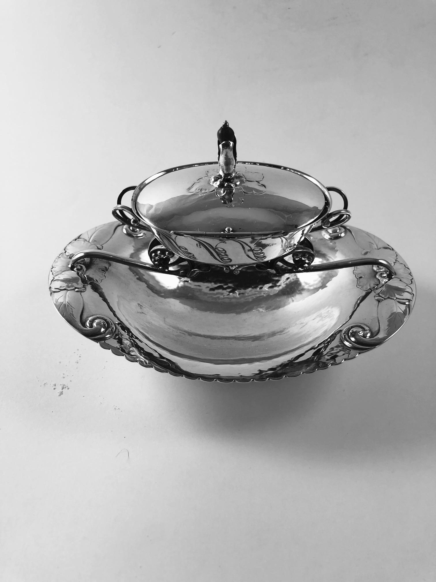 Art Nouveau Very Rare Georg Jensen Lidded Raised Two-Tier Dish with Amber Finial 81 For Sale
