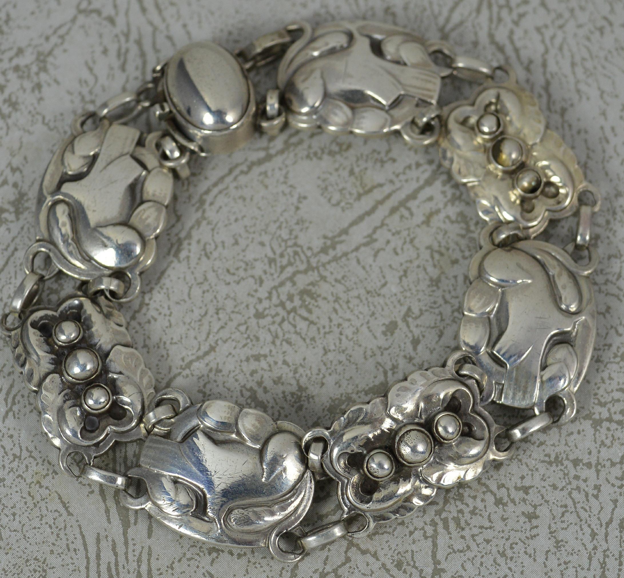 Very Rare Georg Jensen Sterling Silver Dove Bracelet #24 1933-44 For Sale 1