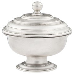 Very Rare George II Bowl and Cover Made in London by Gabriel Sleath in 1746.