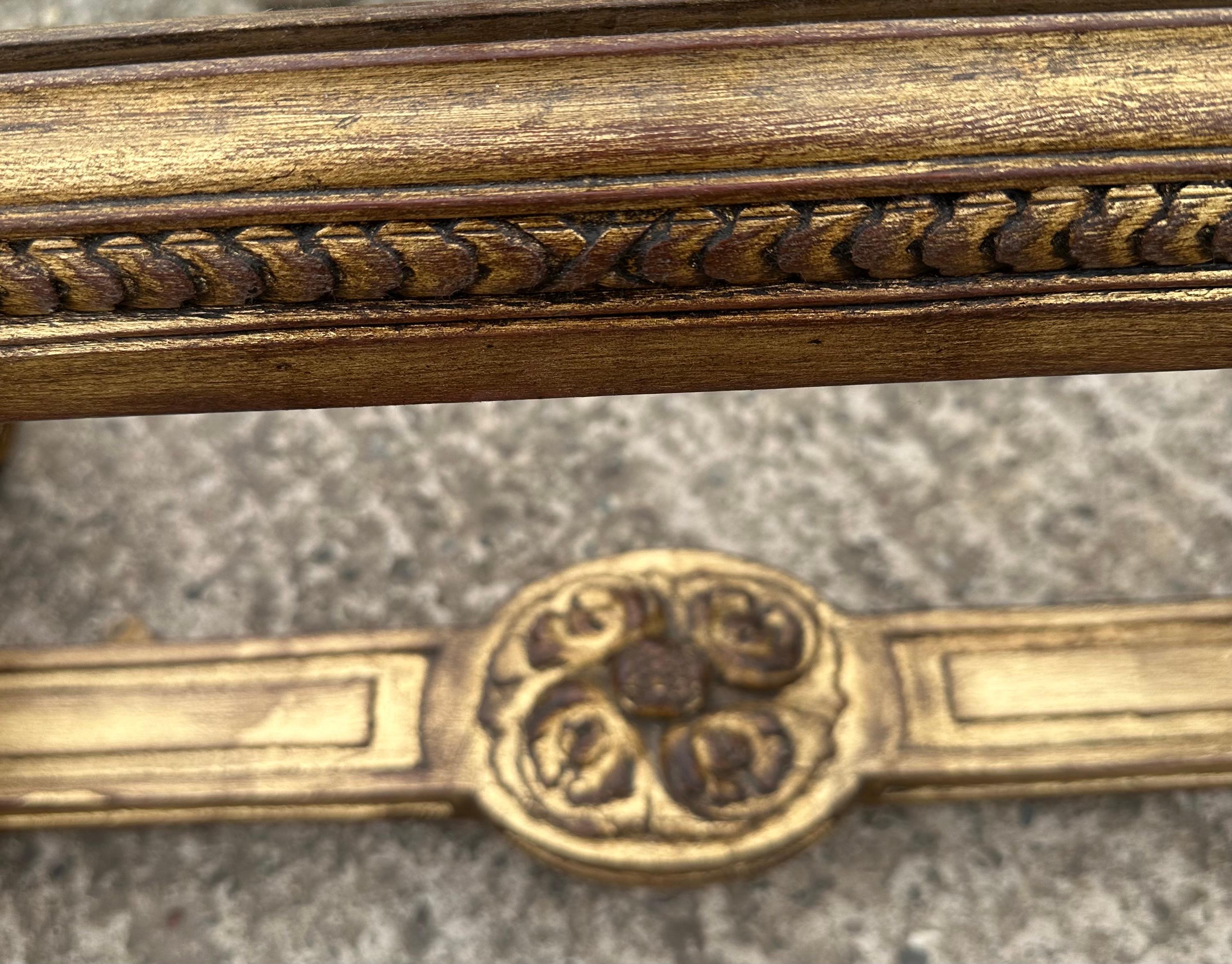 Très rare miroir doré dans le style de Napoléon 111 en vente 2