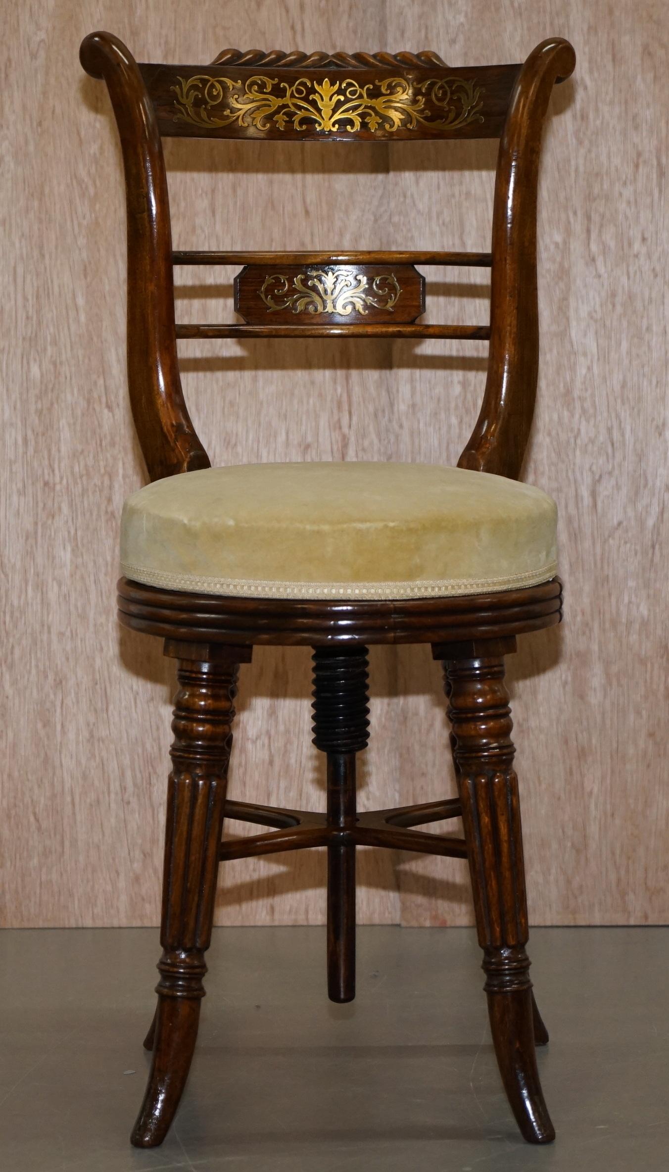 We are delighted to this stunning and very rare original Gillows of Lancaster Rosewood height-adjustable Harpist musician stool

A very good looking and well-made piece, the chair is height adjustable as you can see, it’s a mixed beach and