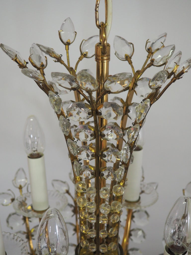 Very Rare Glass Chandelier in the Style of Lobmeyr, circa 1950s For Sale 2