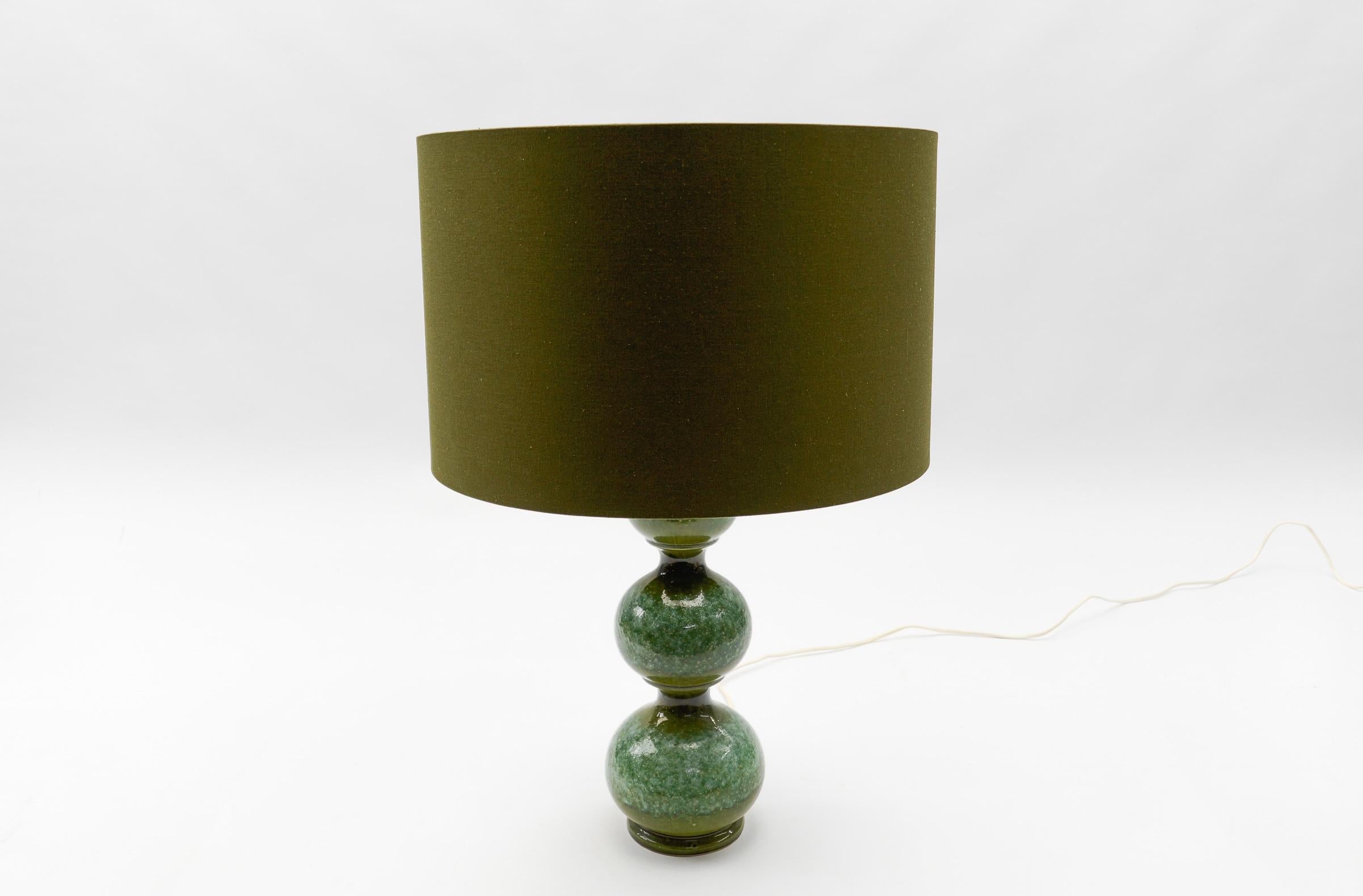 Seltener grüner Keramik-Tischlampensockel von Kaiser Leuchten, Deutschland 1960er Jahre im Angebot 5