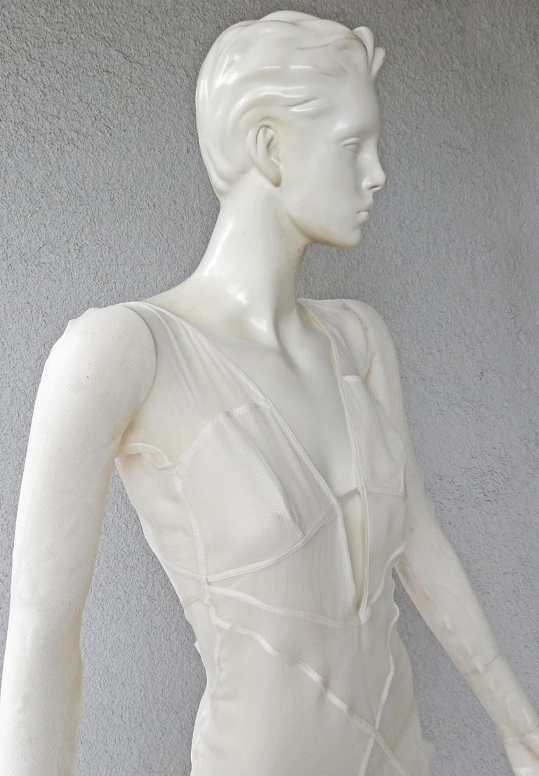 Very Rare Gucci by Tom Ford 2002 Seductively Sexy Evening Dress Gown  New! In New Condition For Sale In Los Angeles, CA