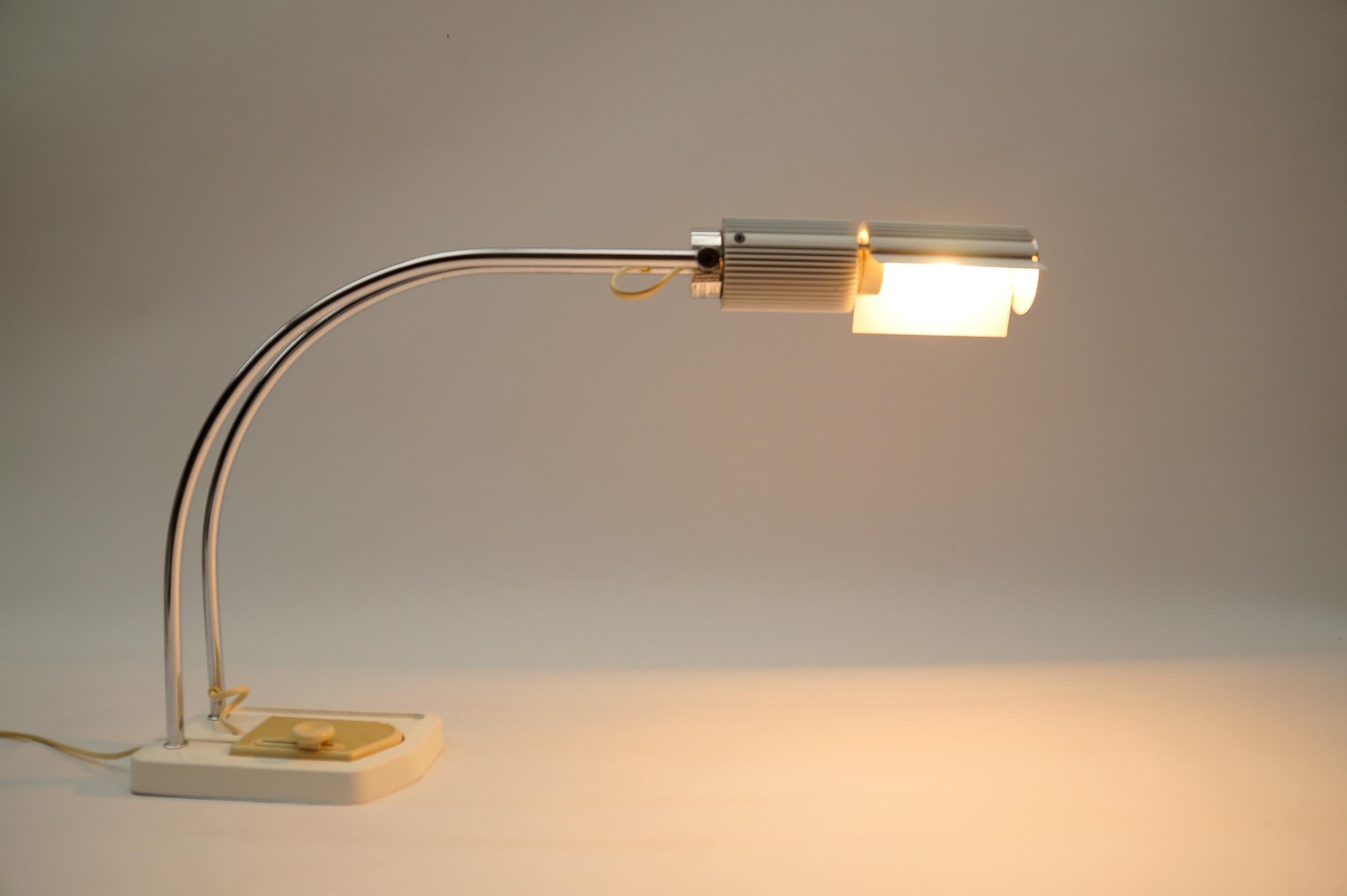 Very rare Haloprofil table lamp version from Swisslamps International For Sale 4