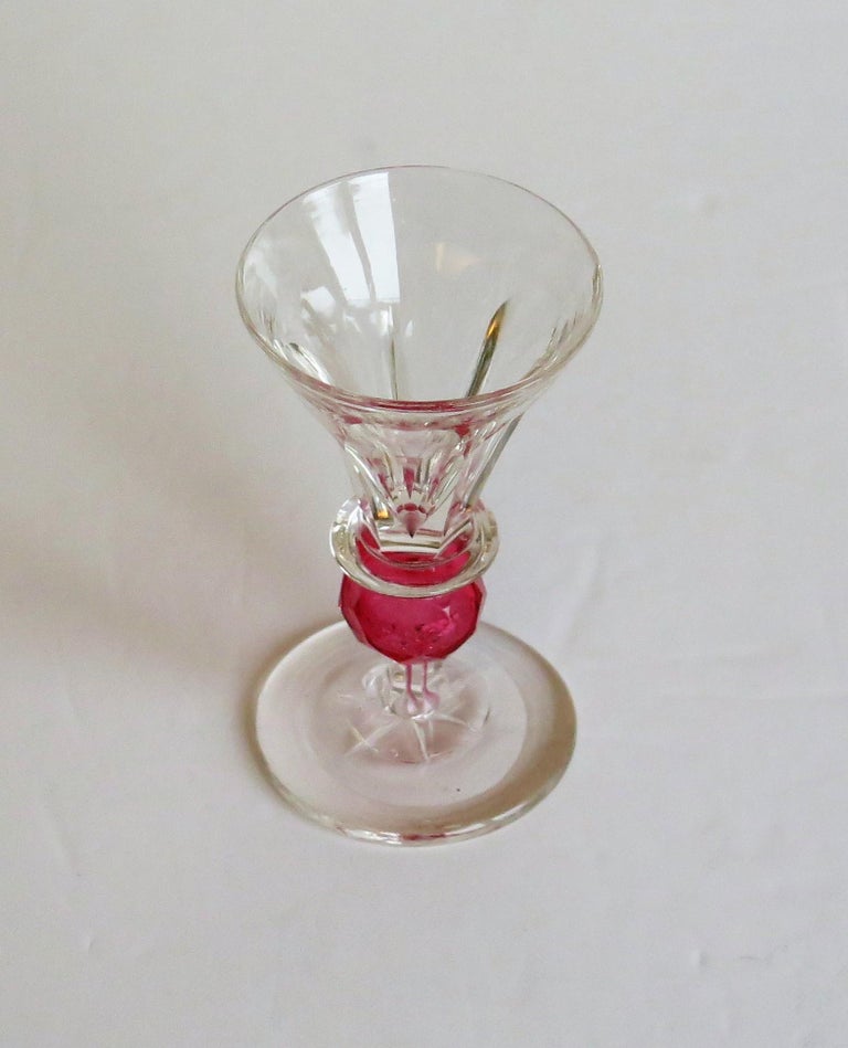 Rare Hand Blown Drinking Glass with Cranberry Colored Knop, English Mid-19th C In Good Condition For Sale In Lincoln, Lincolnshire