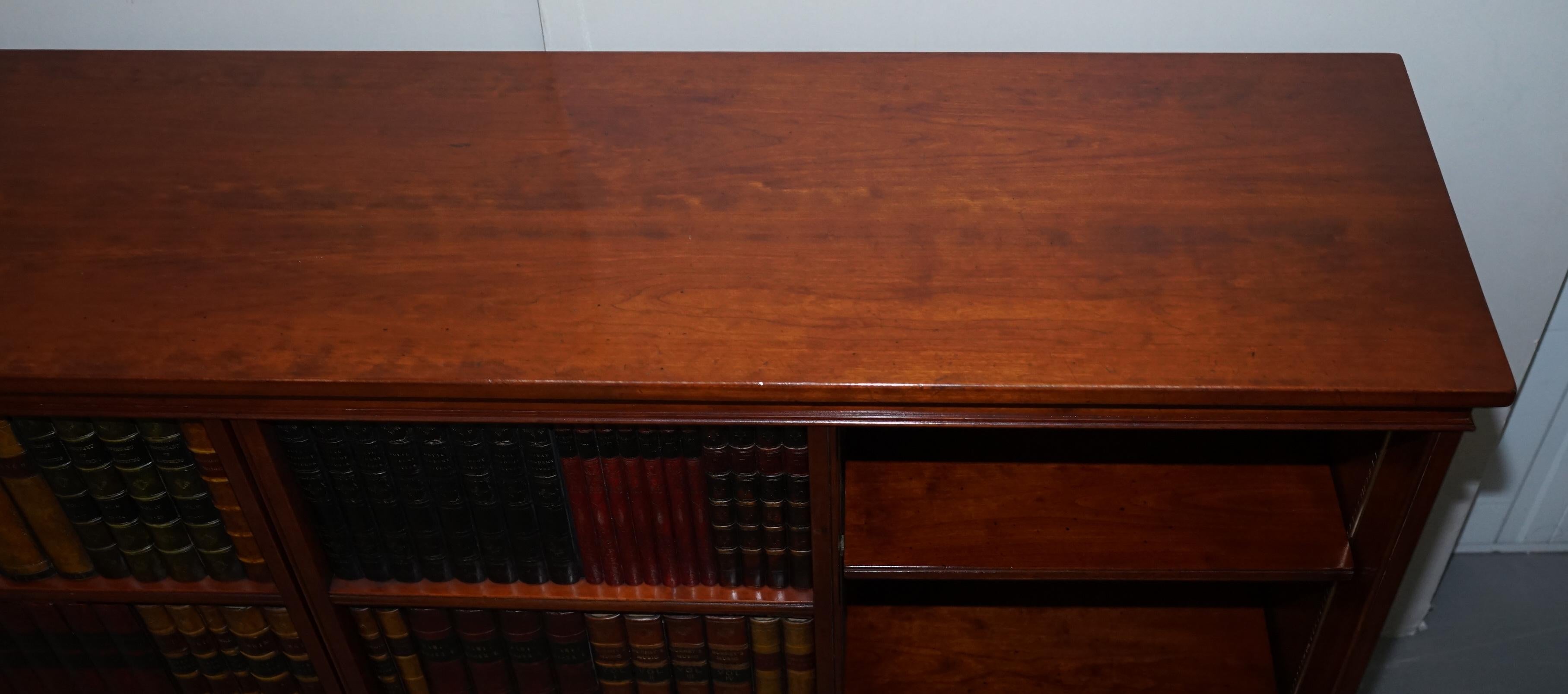 Harrods London Kennedy Hartholz Sideboard TV-Media-Schrank Kunstbücher, sehr selten 7