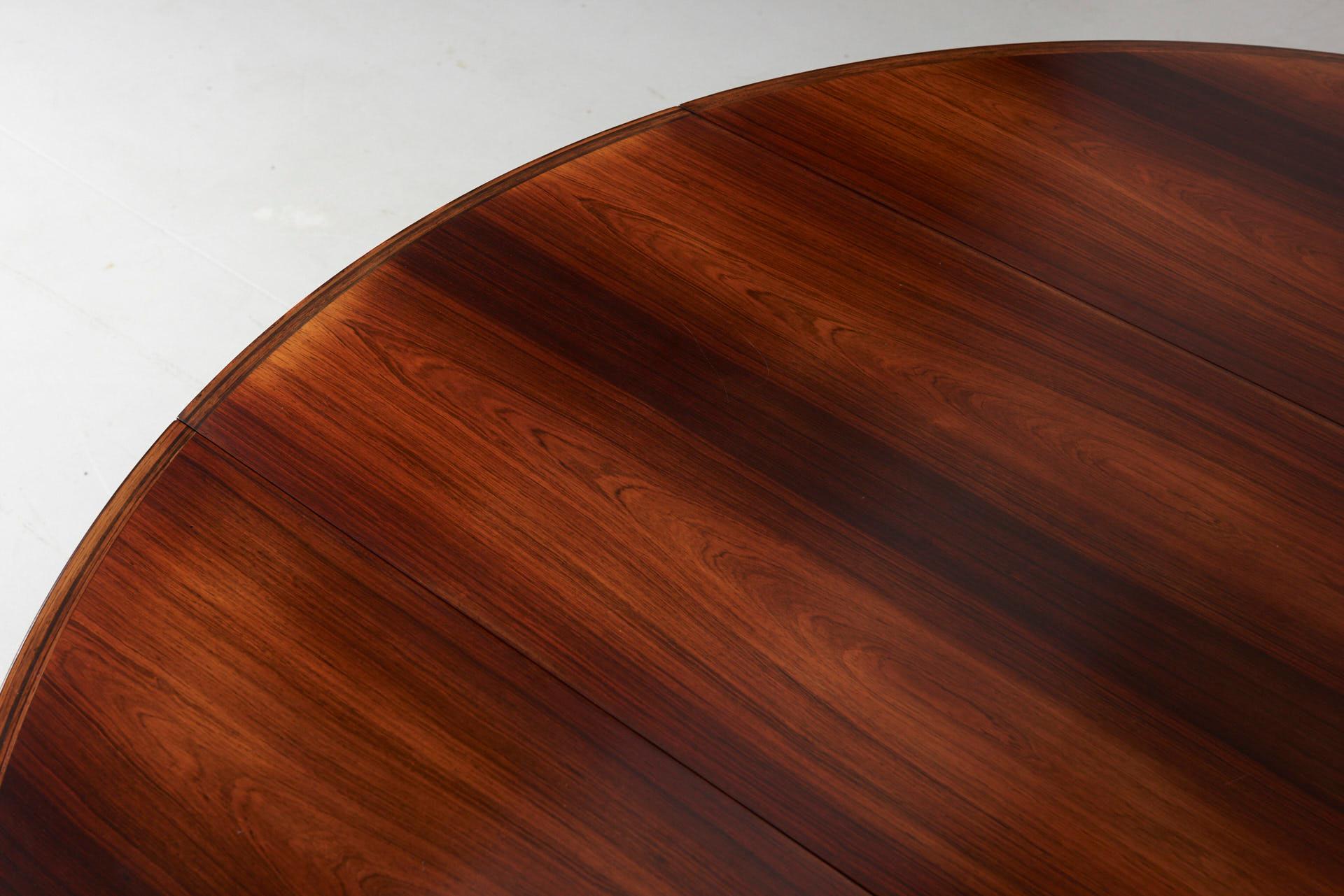 Very Rare Helge Sibast Dining Table in Rosewood, 1960s In Excellent Condition In Antwerpen, BE