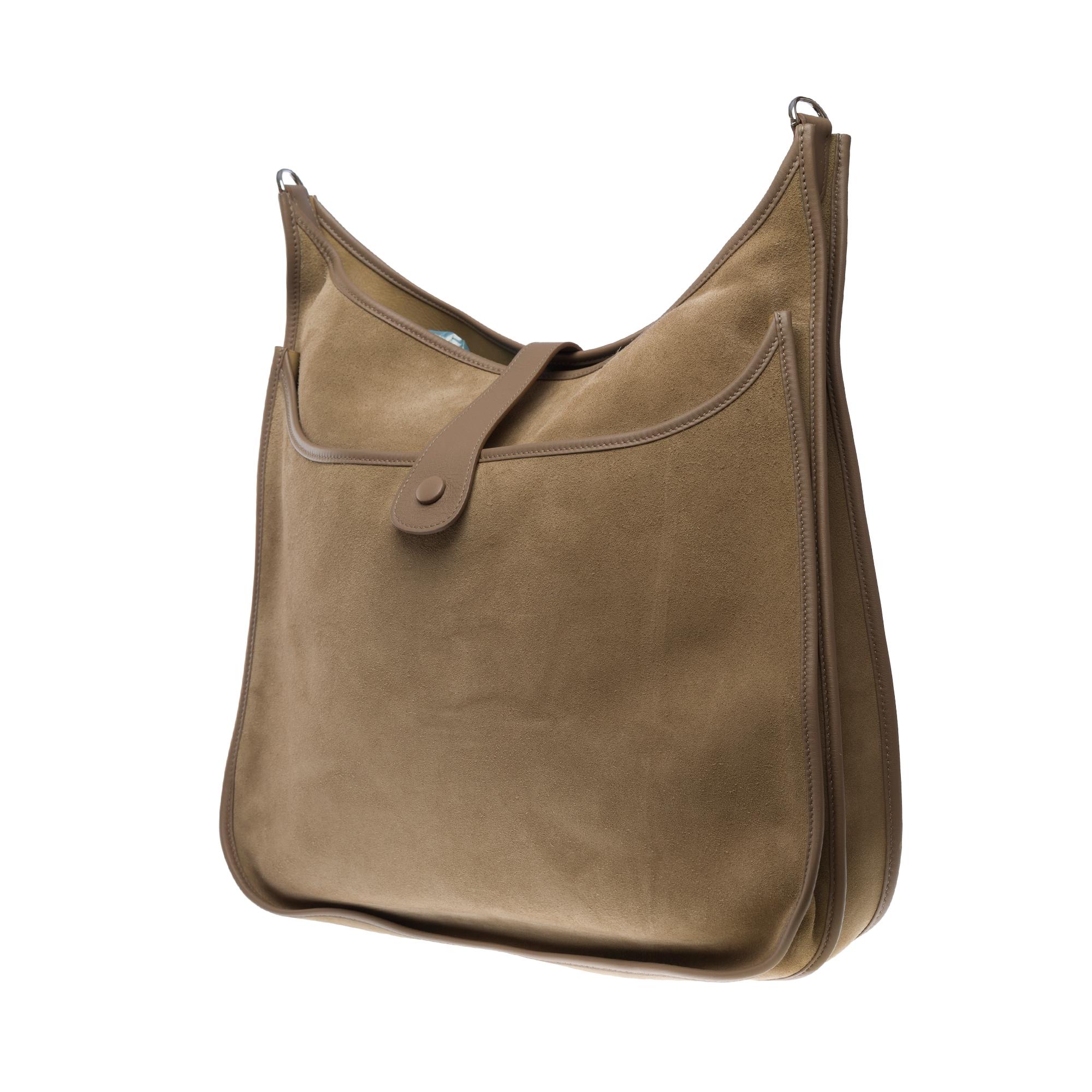Very Rare Hermès Evelyne TGM shoulder bag in etoupe Doblis suede, SHW 2