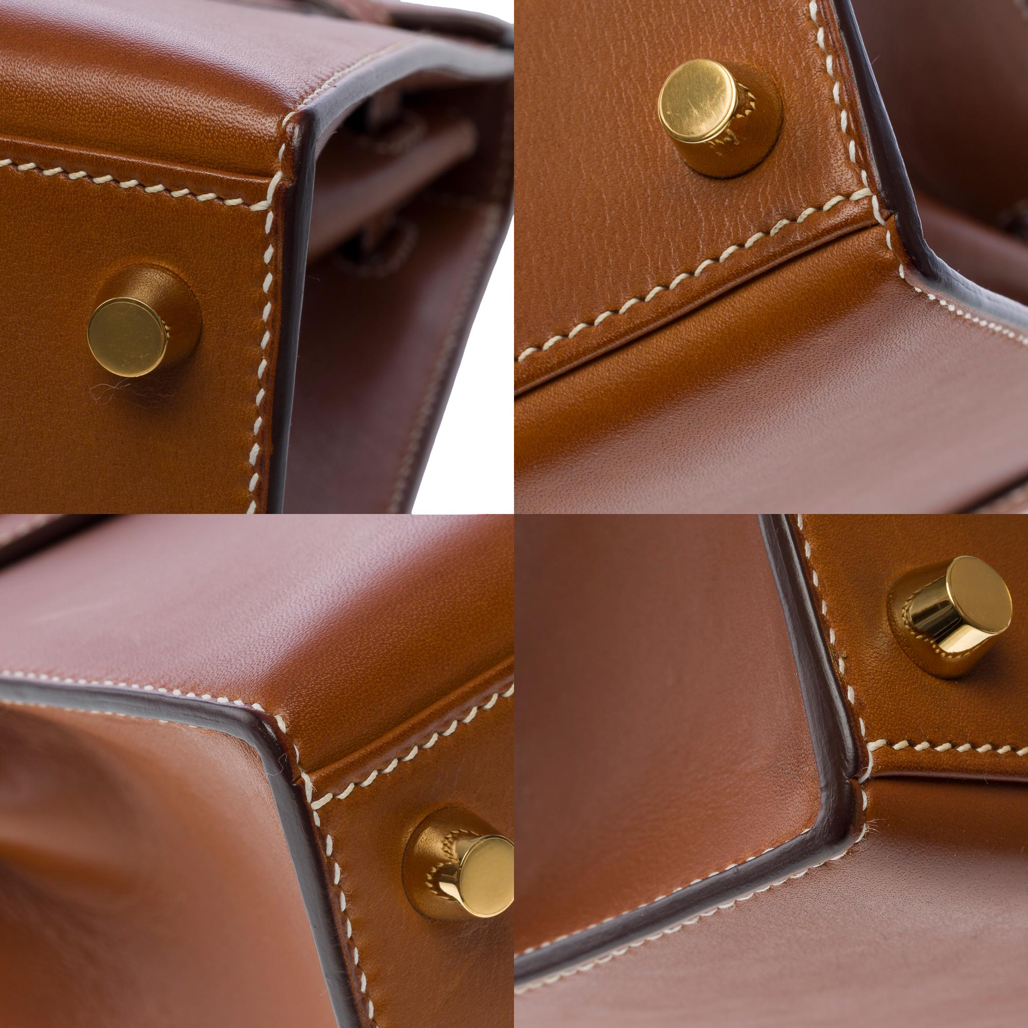 Very Rare Hermès Kelly 25 sellier handbag strap in Gold Barenia leather, GHW 8