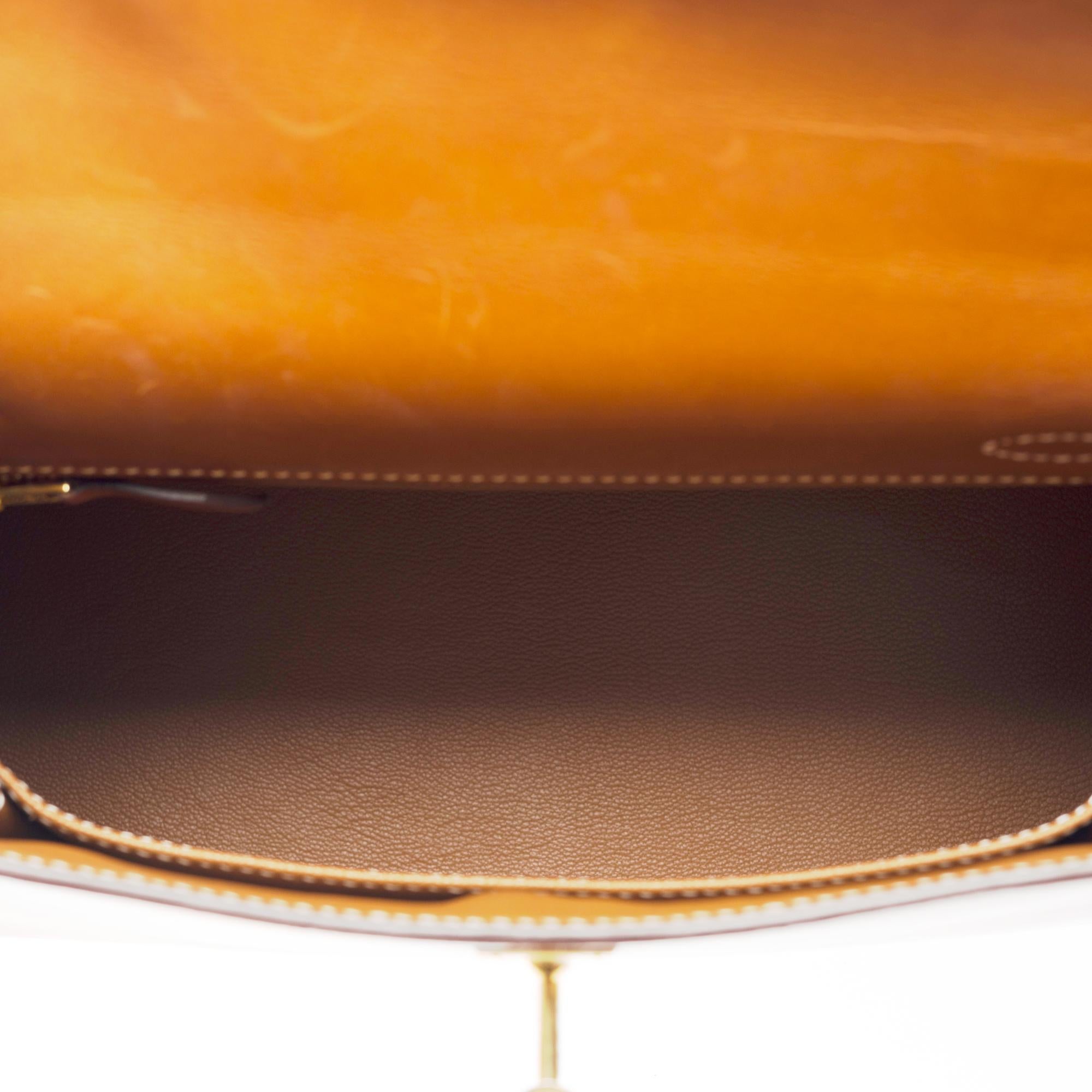 Very Rare Hermès Kelly 25 sellier handbag strap in Gold Barenia leather, GHW 5
