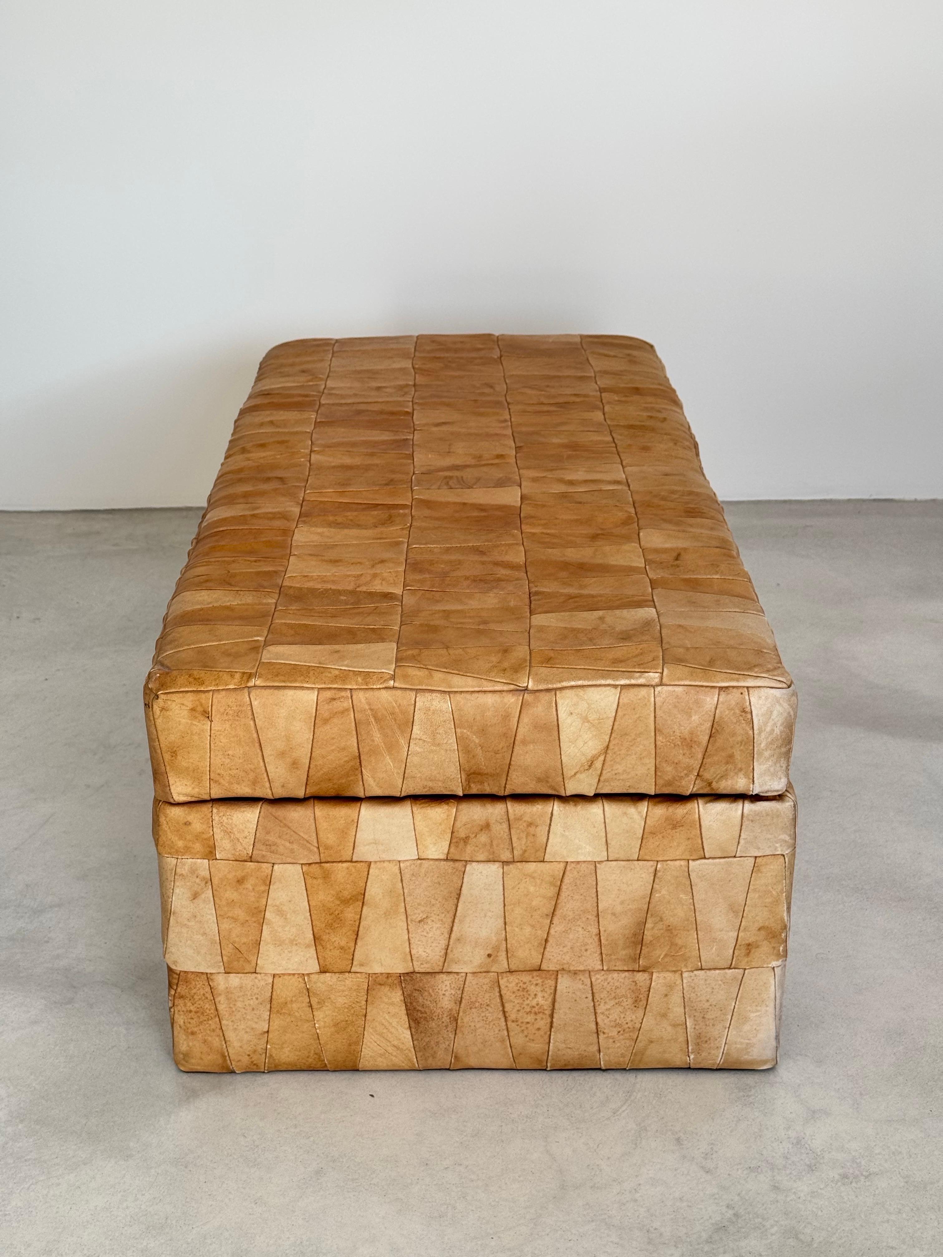 Very Rare Huge Design 1970s De Sede Leather Patchwork Storage Ottoman 6