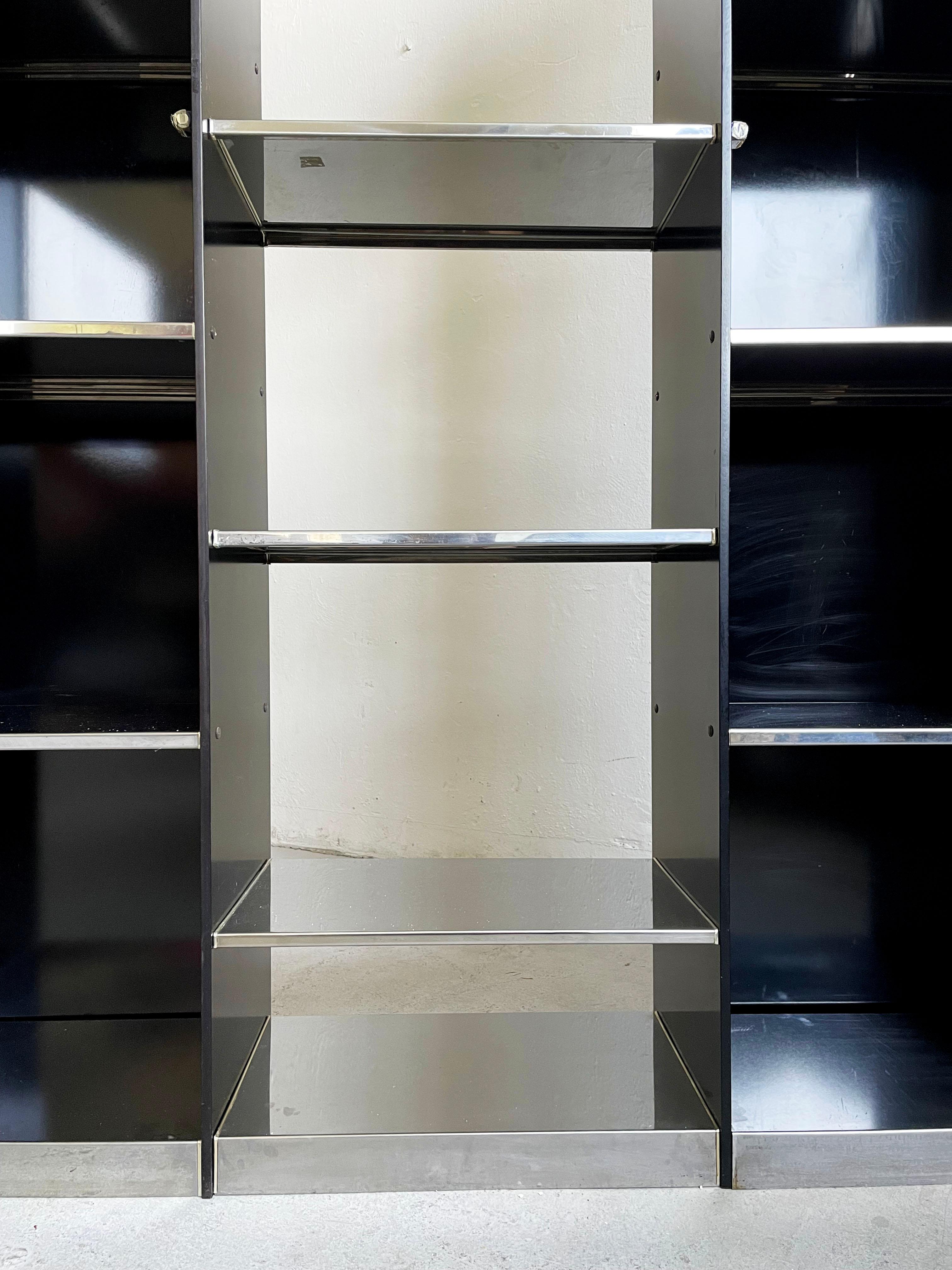 1970's Italian Modernist Bookcase by Cidue For Sale 2