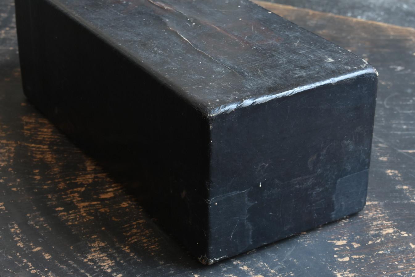 Very Rare Japanese Antique Paper-Clad Wooden Box / 1868-1920 / Small Storage Box In Good Condition For Sale In Sammu-shi, Chiba