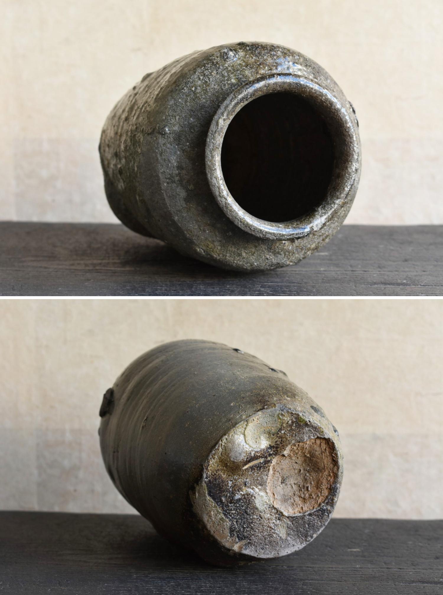 Seltenes japanisches antikes Keramikgefäß/Schöne Glasur/Wabisabi-Vase/10th-11th im Angebot 9
