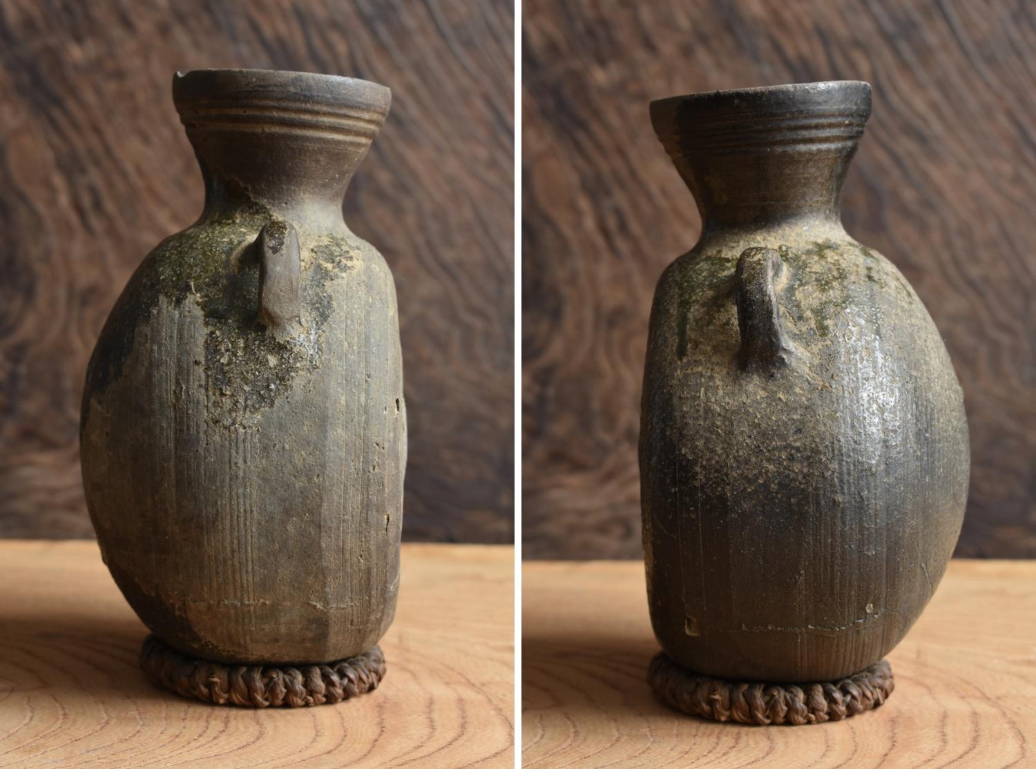 Very rare Japanese antique pottery jar/beautiful natural glaze/wall hanging vase In Good Condition In Sammu-shi, Chiba