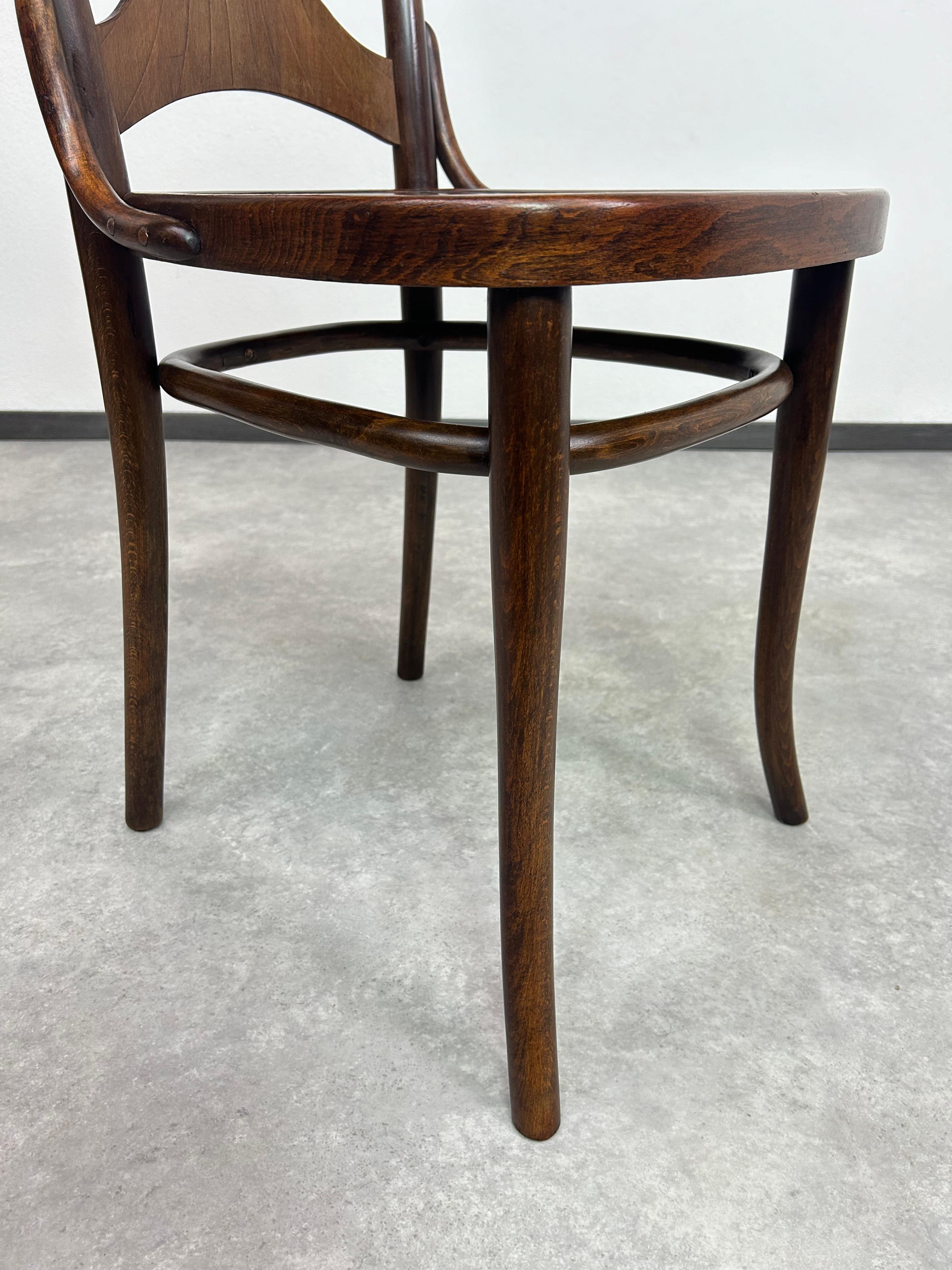 Very rare jugendstil dining chair no.522 by Thonet For Sale 3