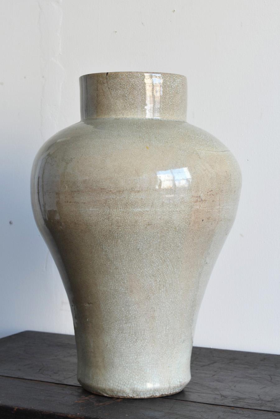 Very Rare Korean Antique White Porcelain Jar / Wasabi-Sabi Vase/Joseon Dynasty 2