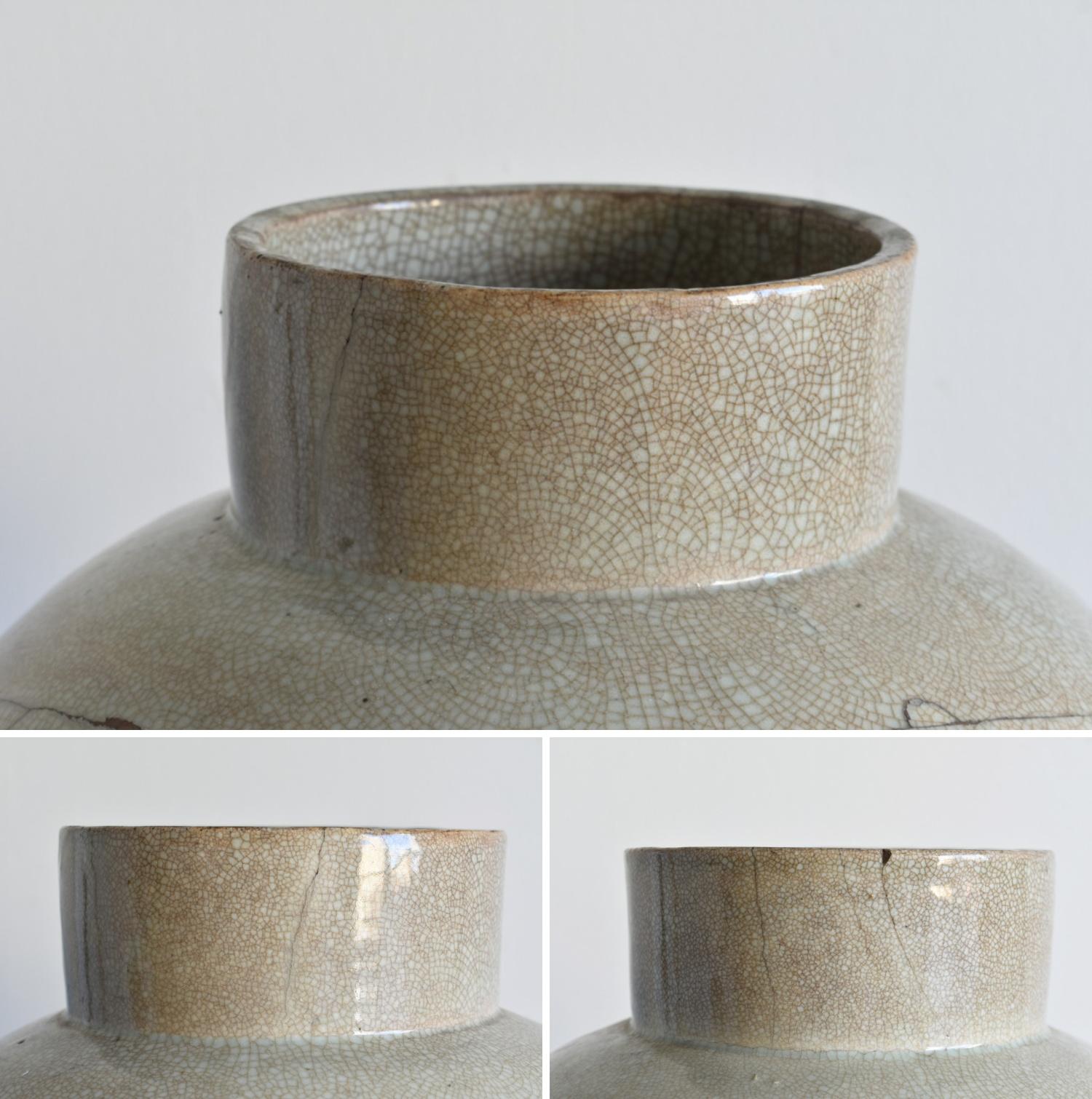 Very Rare Korean Antique White Porcelain Jar / Wasabi-Sabi Vase/Joseon Dynasty 4